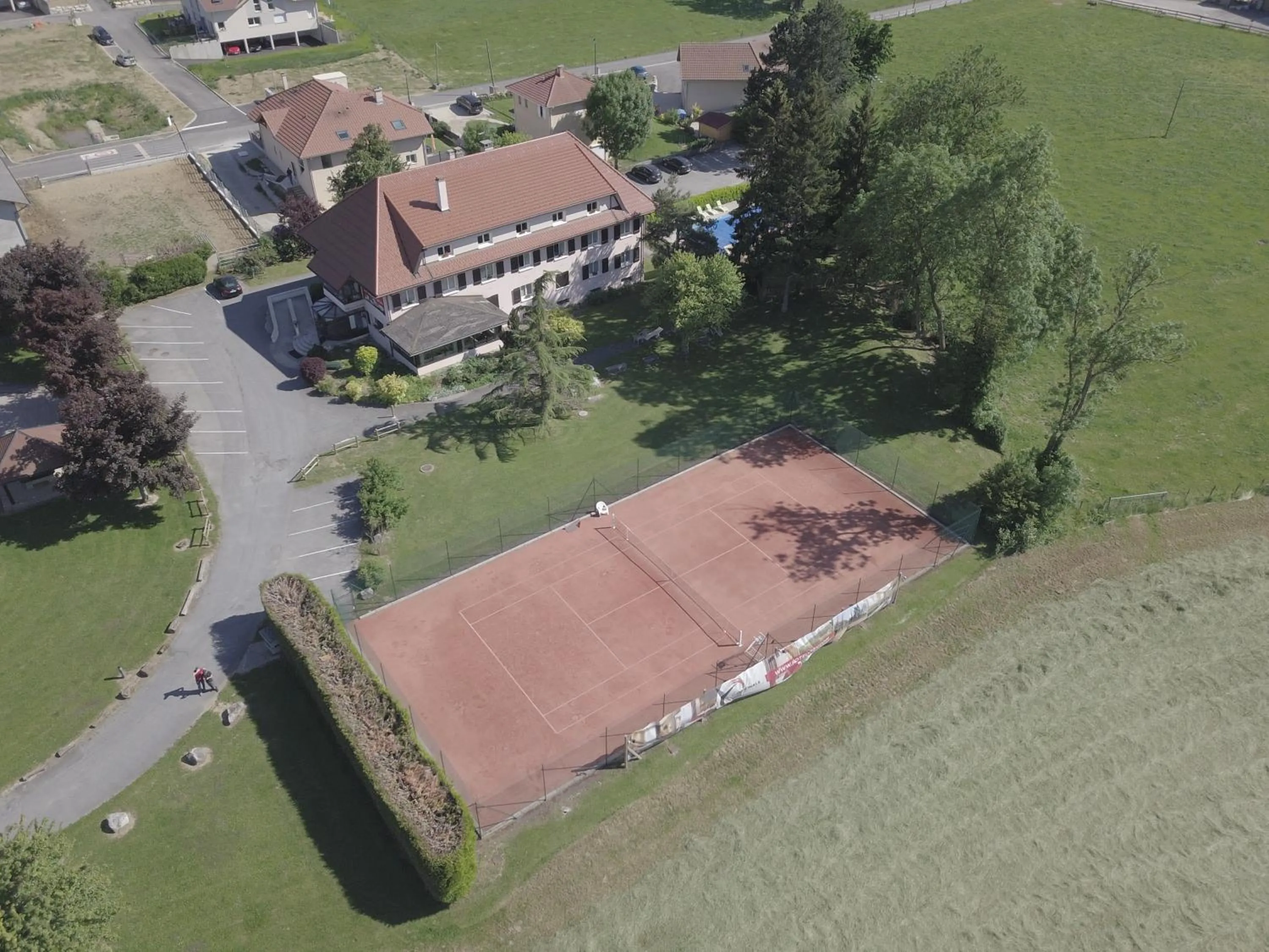 Bird's eye view in The Originals City, Hôtel Rey du Mont Sion, Saint-Julien-en-Genevois Sud