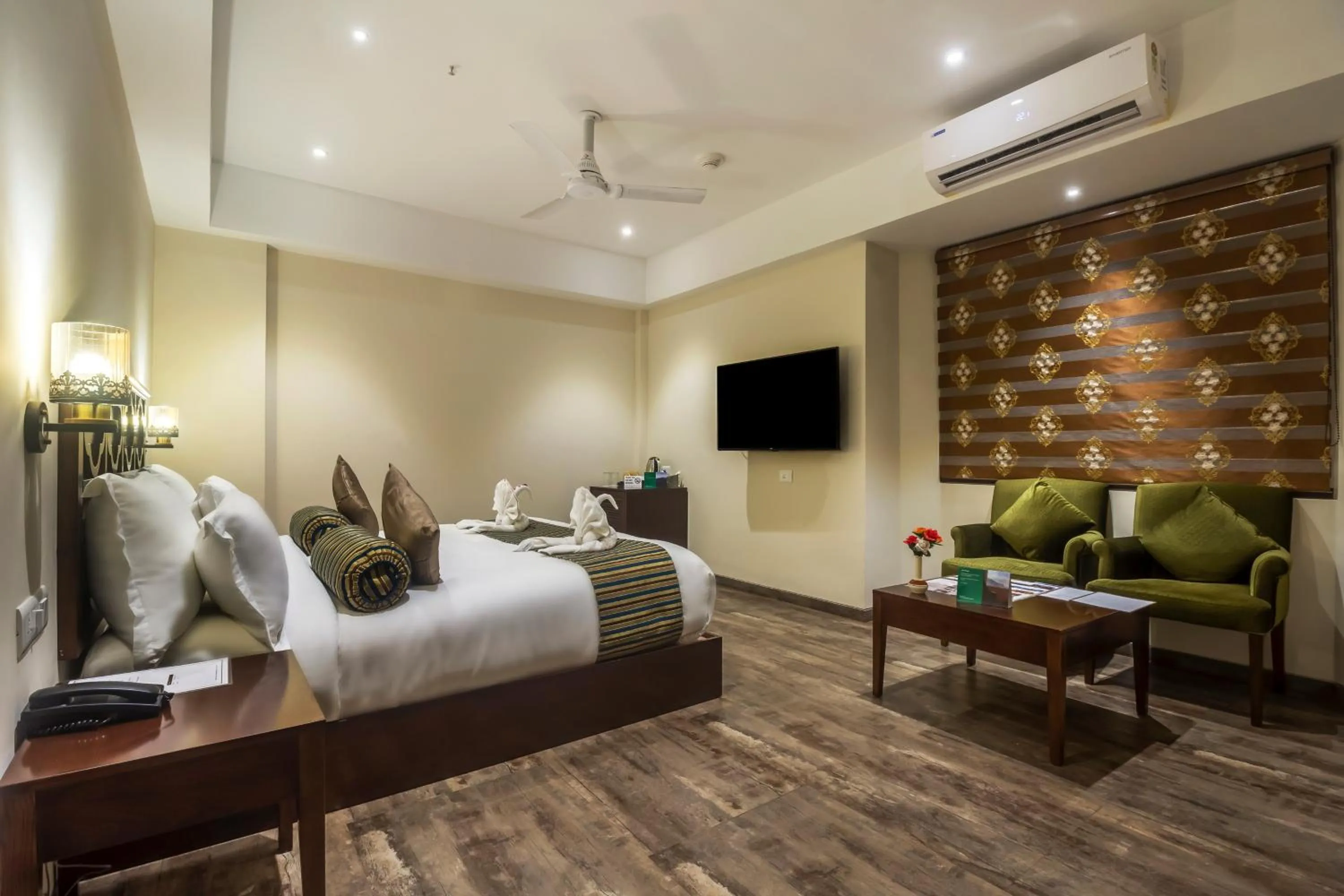 Photo of the whole room in EllBee Mussoorie Hills