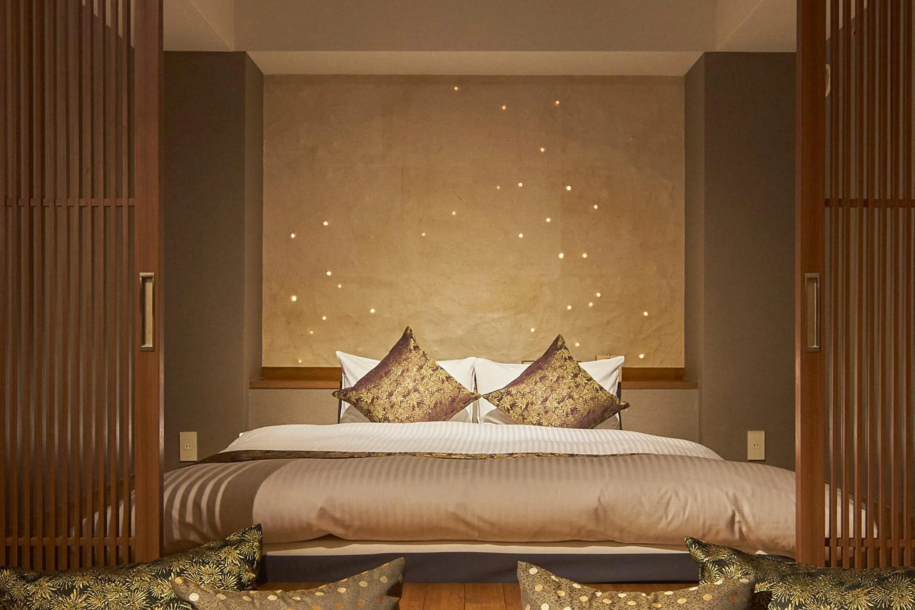 Bed in SAKE Kura Hotel 川崎宿