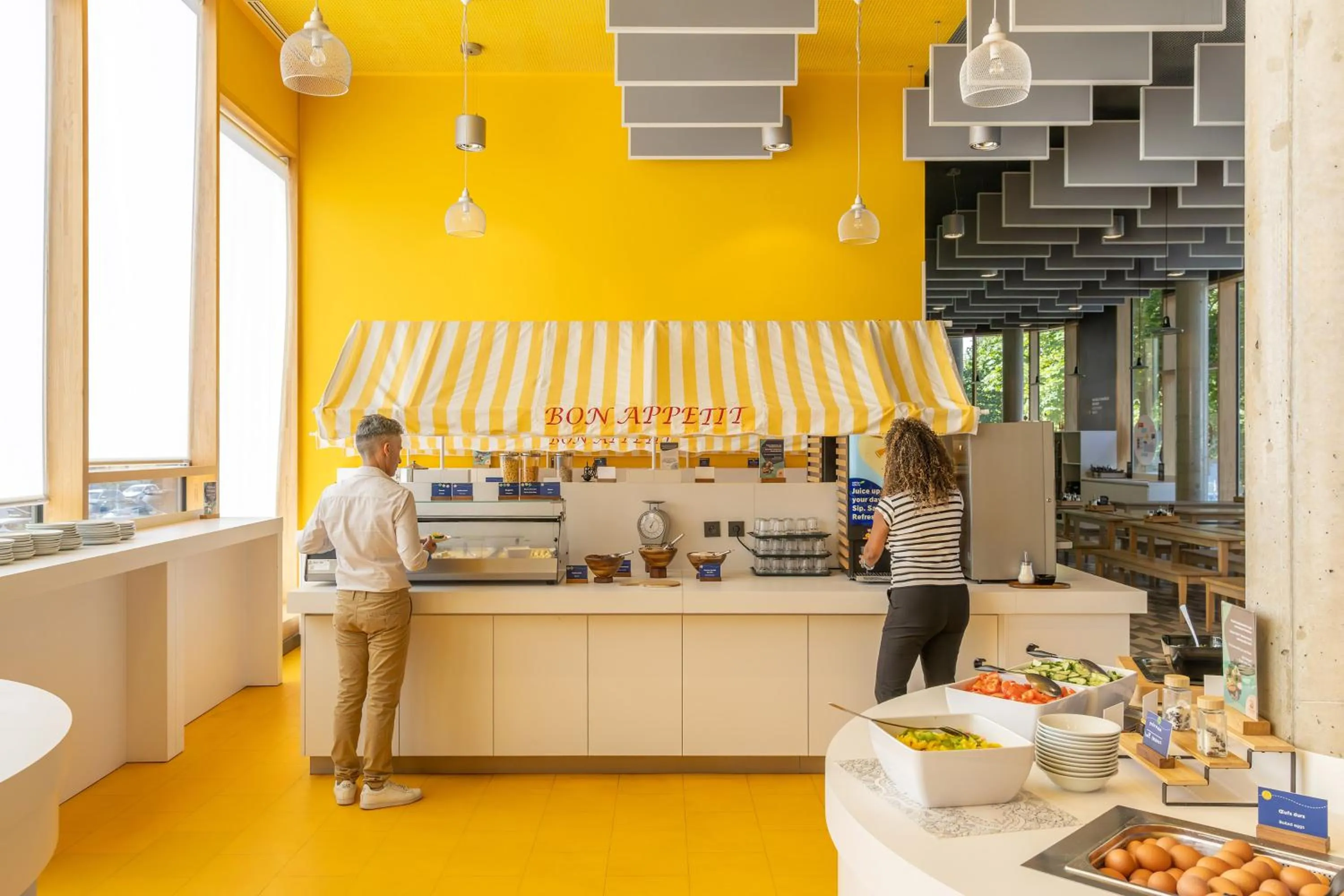 Breakfast in MEININGER Hotel Paris Porte de Vincennes