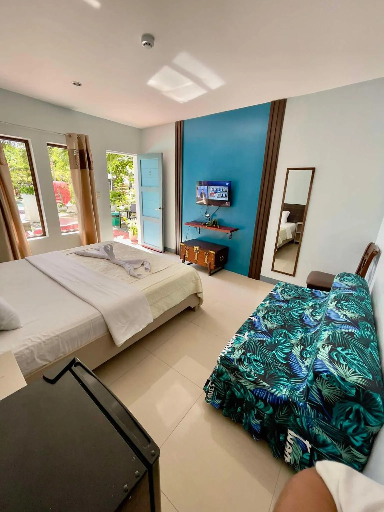 Bed in Little Rock Cebu