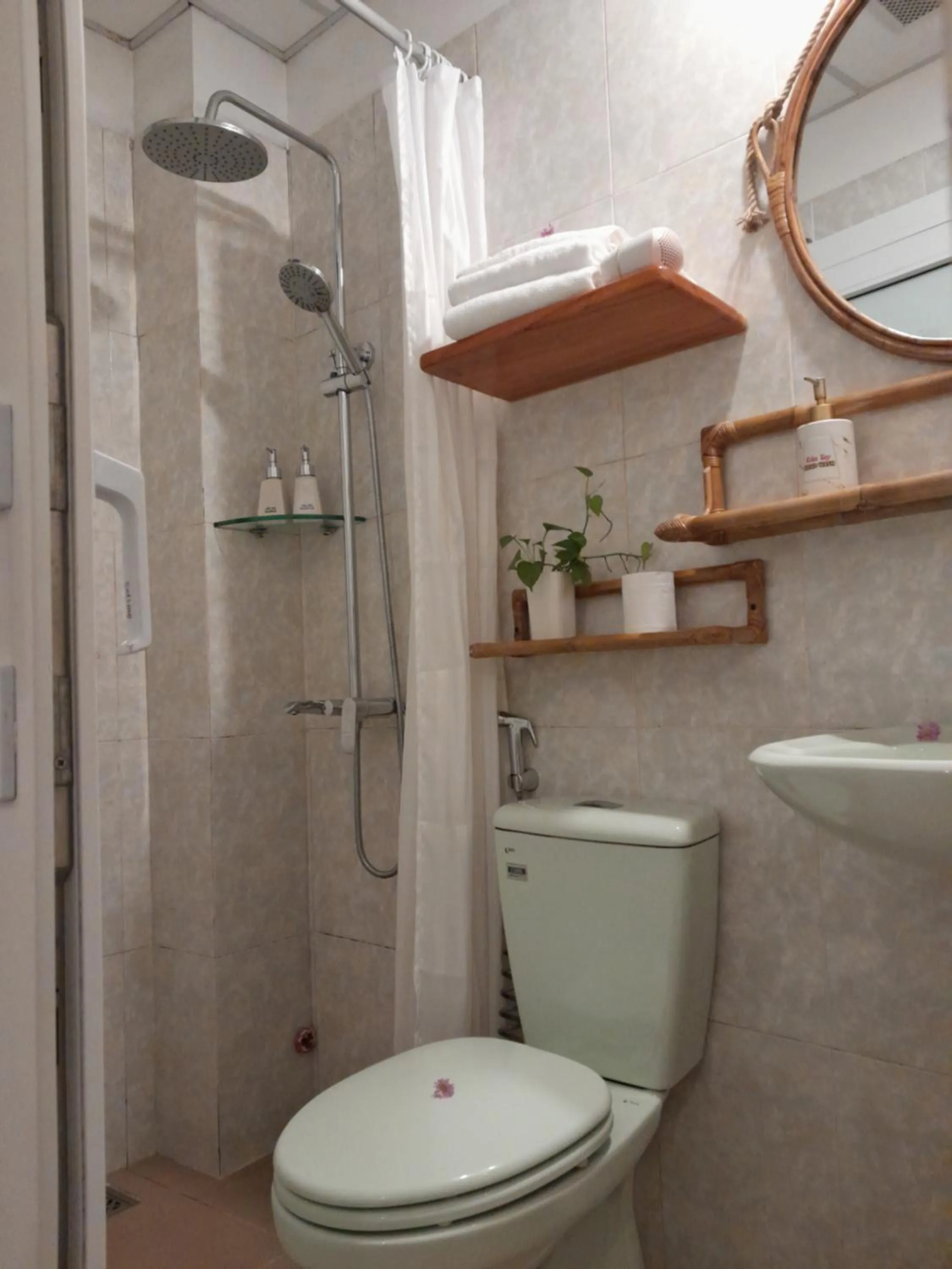 Toilet in Tâm Homestay