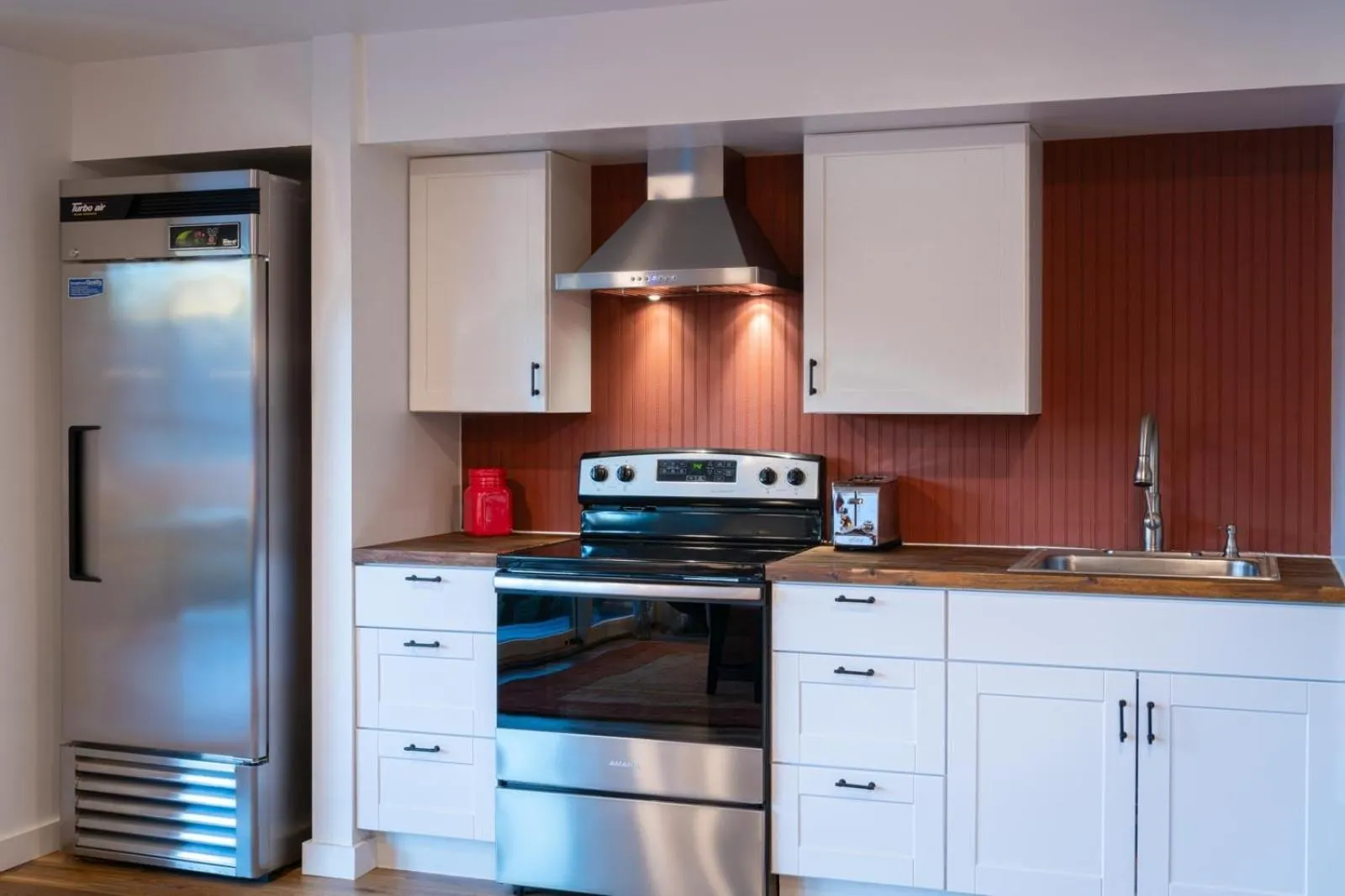 kitchen in Town House Lodge
