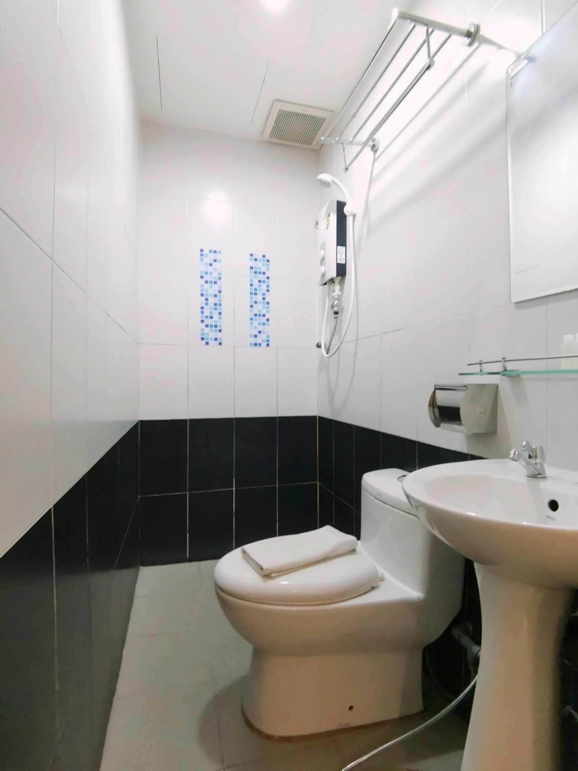 Bathroom in HKF Hotel