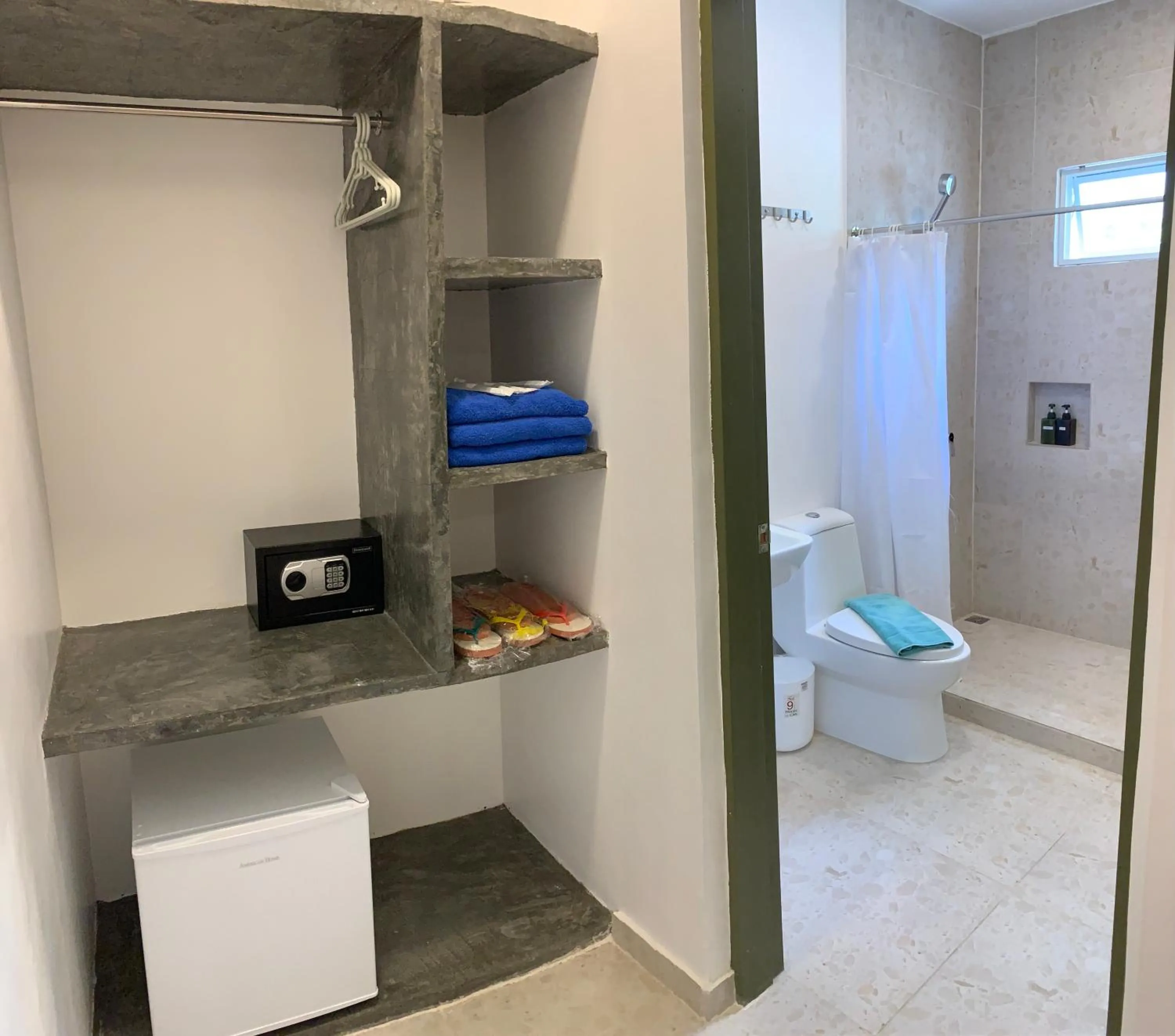 Bathroom in Cebu R Resort Tabuelan