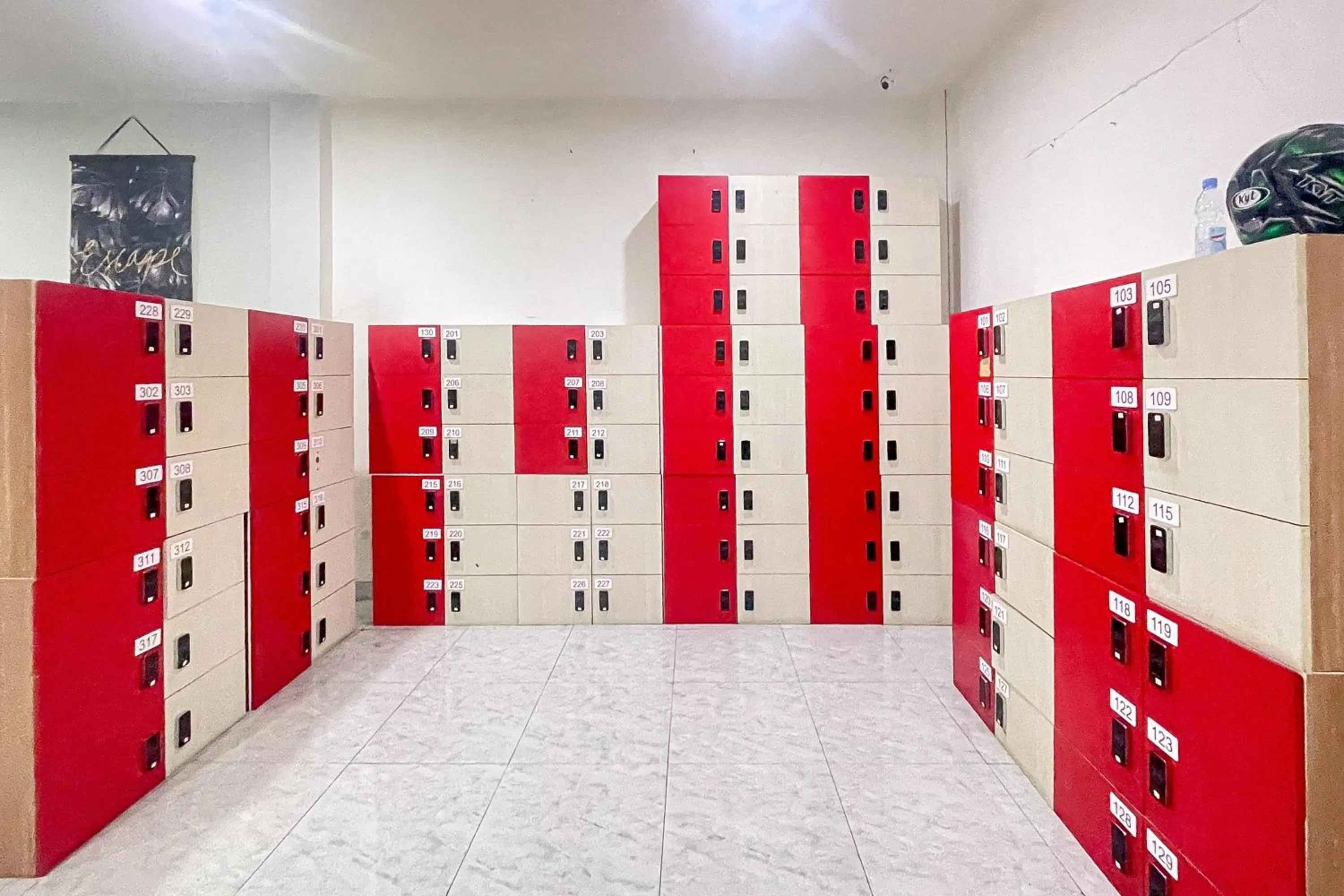 Property building in RedDoorz Hotel Capsule at Batu Tulis