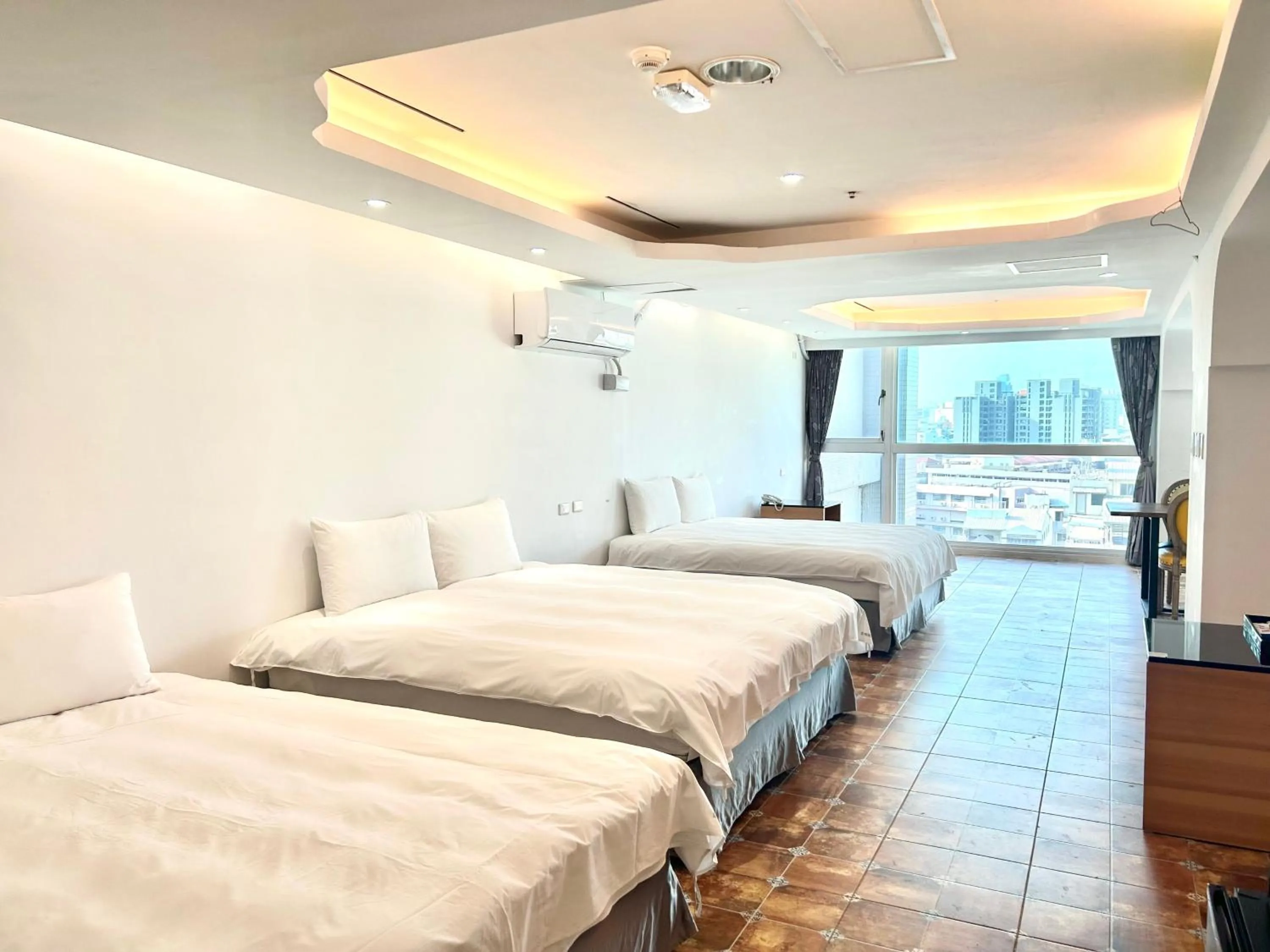 Bed in Hotel Champs Elysées