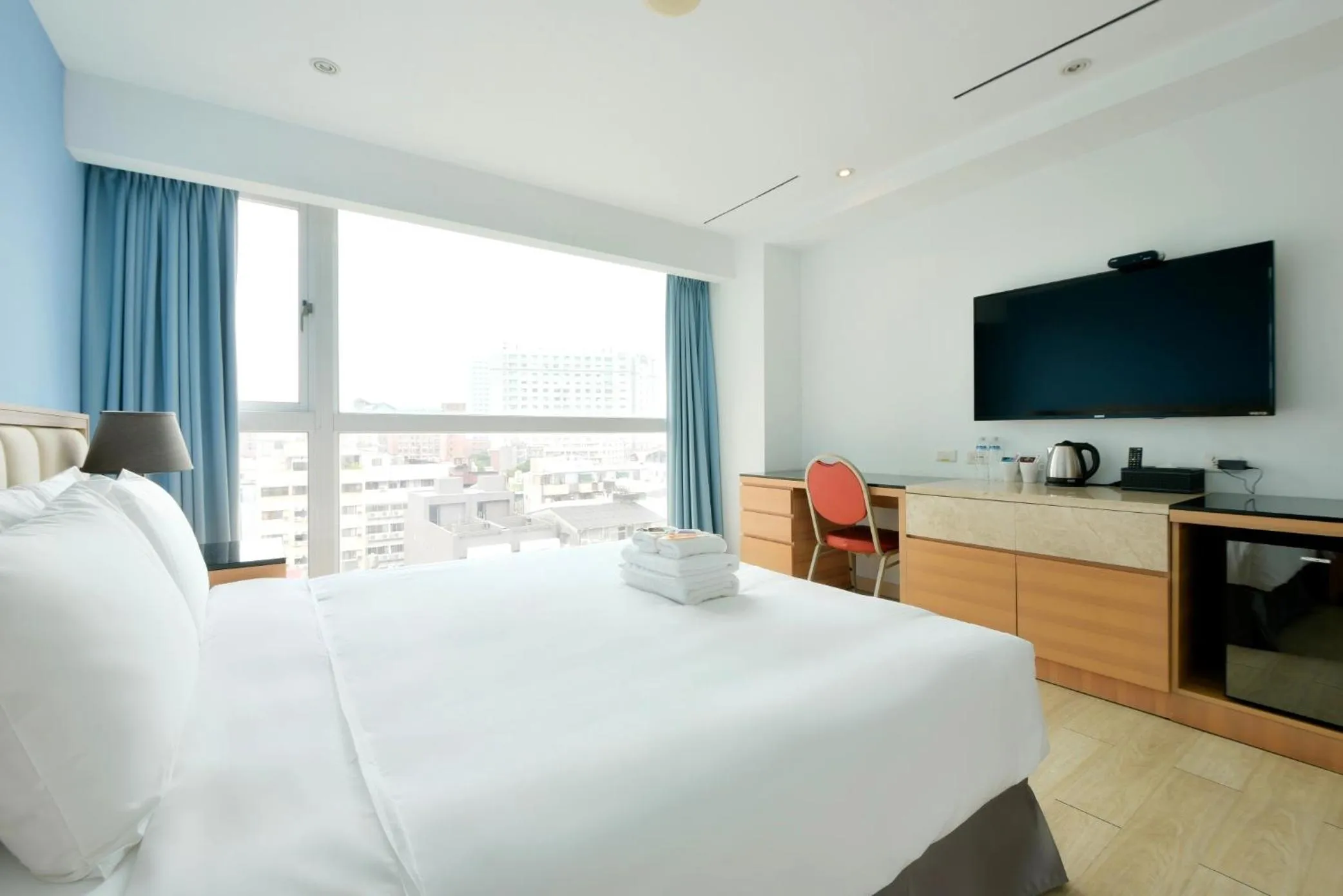 Bed in Hotel Champs Elysées