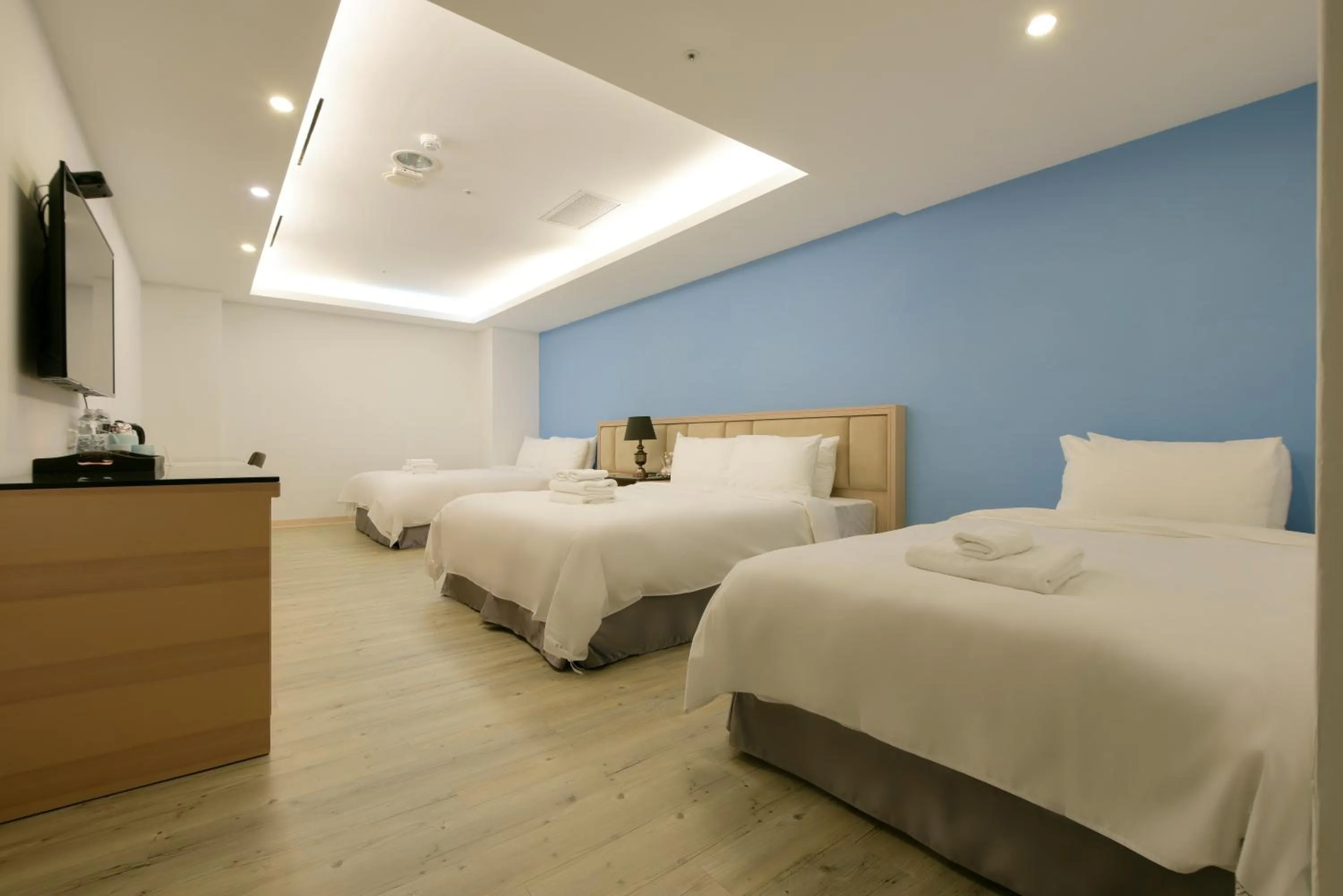 Bed in Hotel Champs Elysées