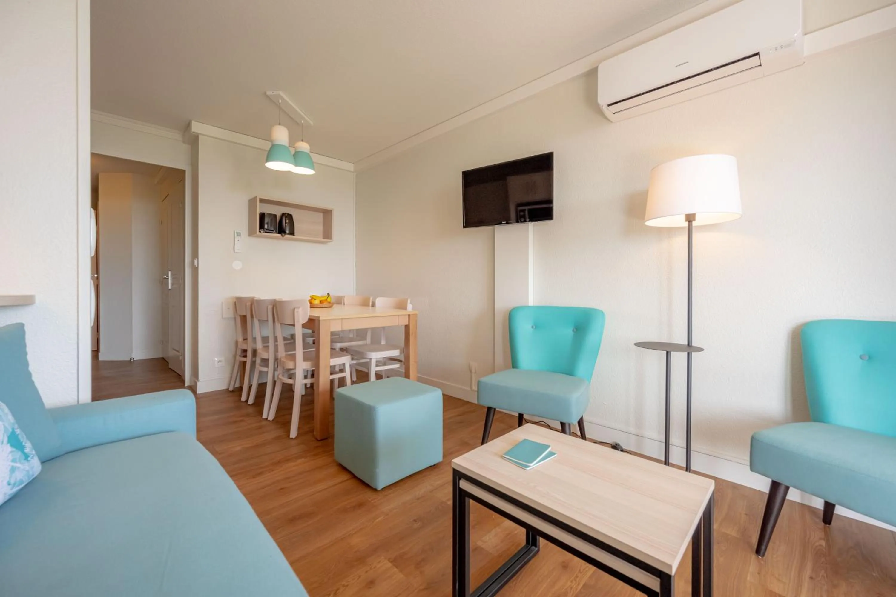 TV and multimedia in Résidence Pierre & Vacances Cannes Verrerie