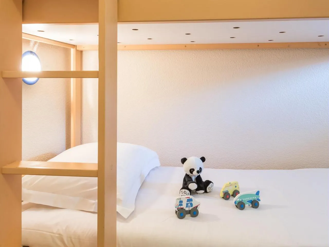 Bed in Résidence Pierre & Vacances Cannes Verrerie