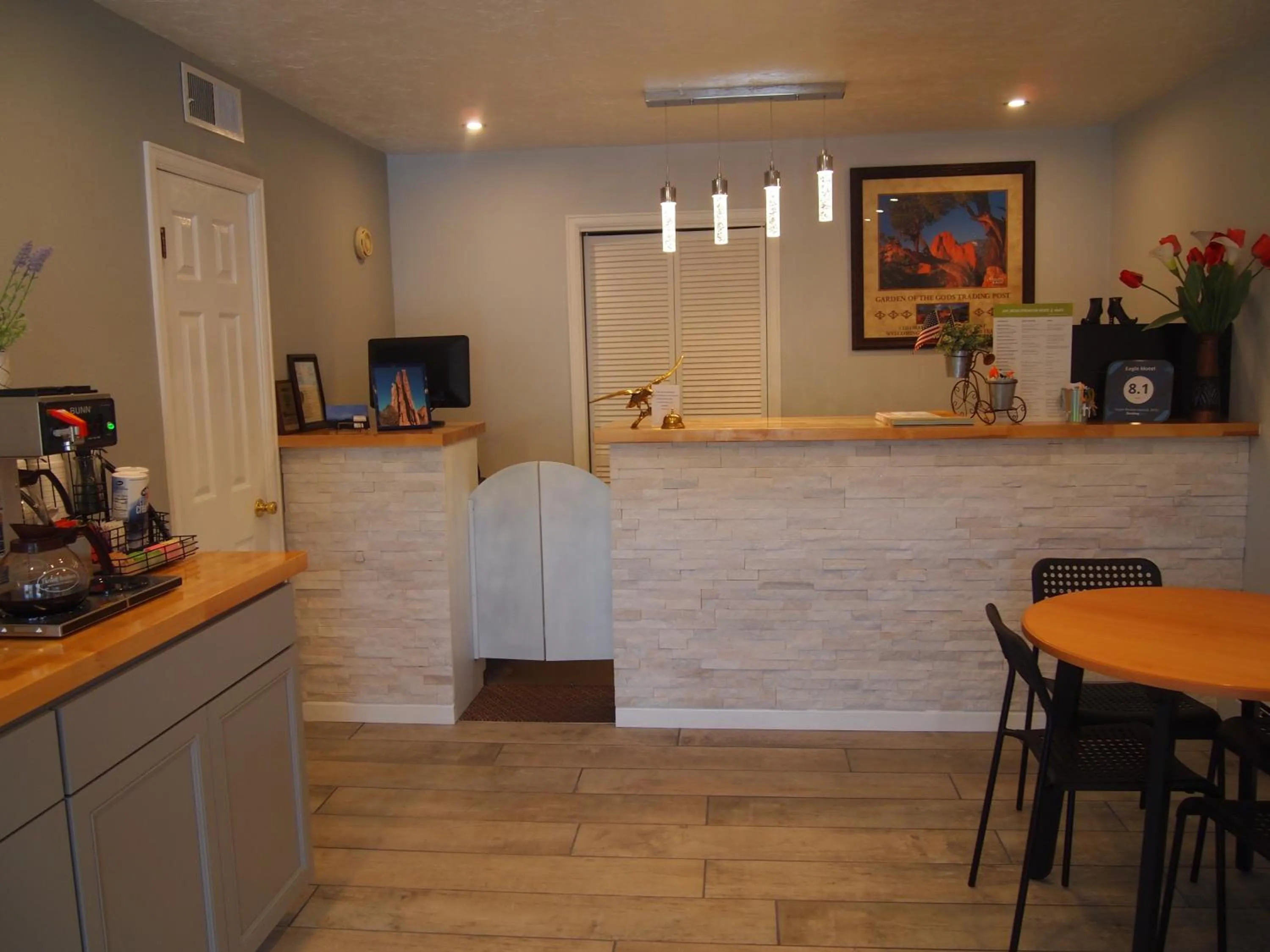 Lobby or reception in Eagle Motel