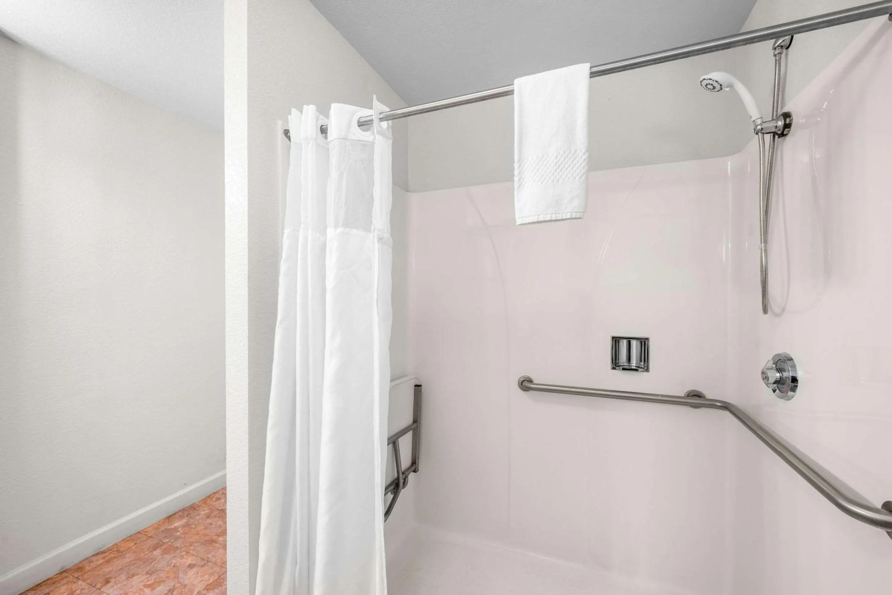 Bedroom in Quality Inn & Suites