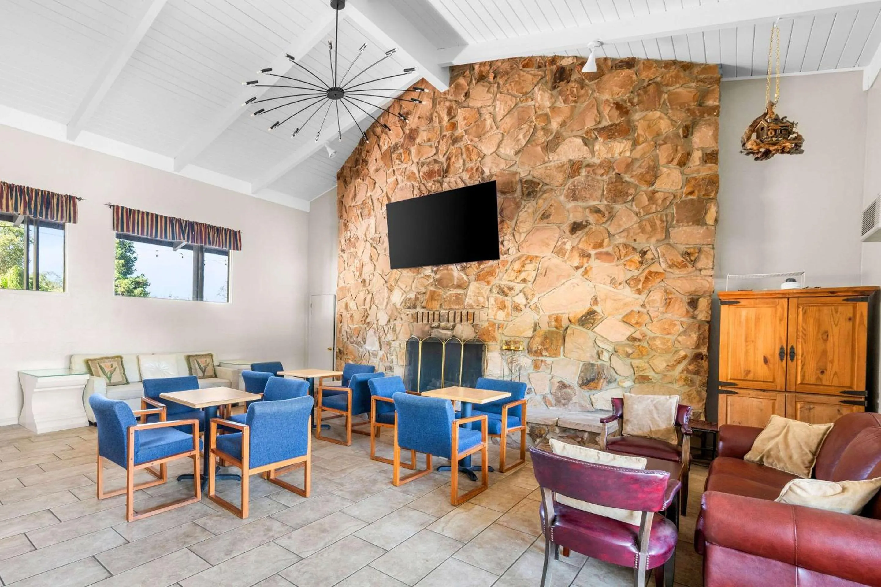 Breakfast in Quality Inn & Suites