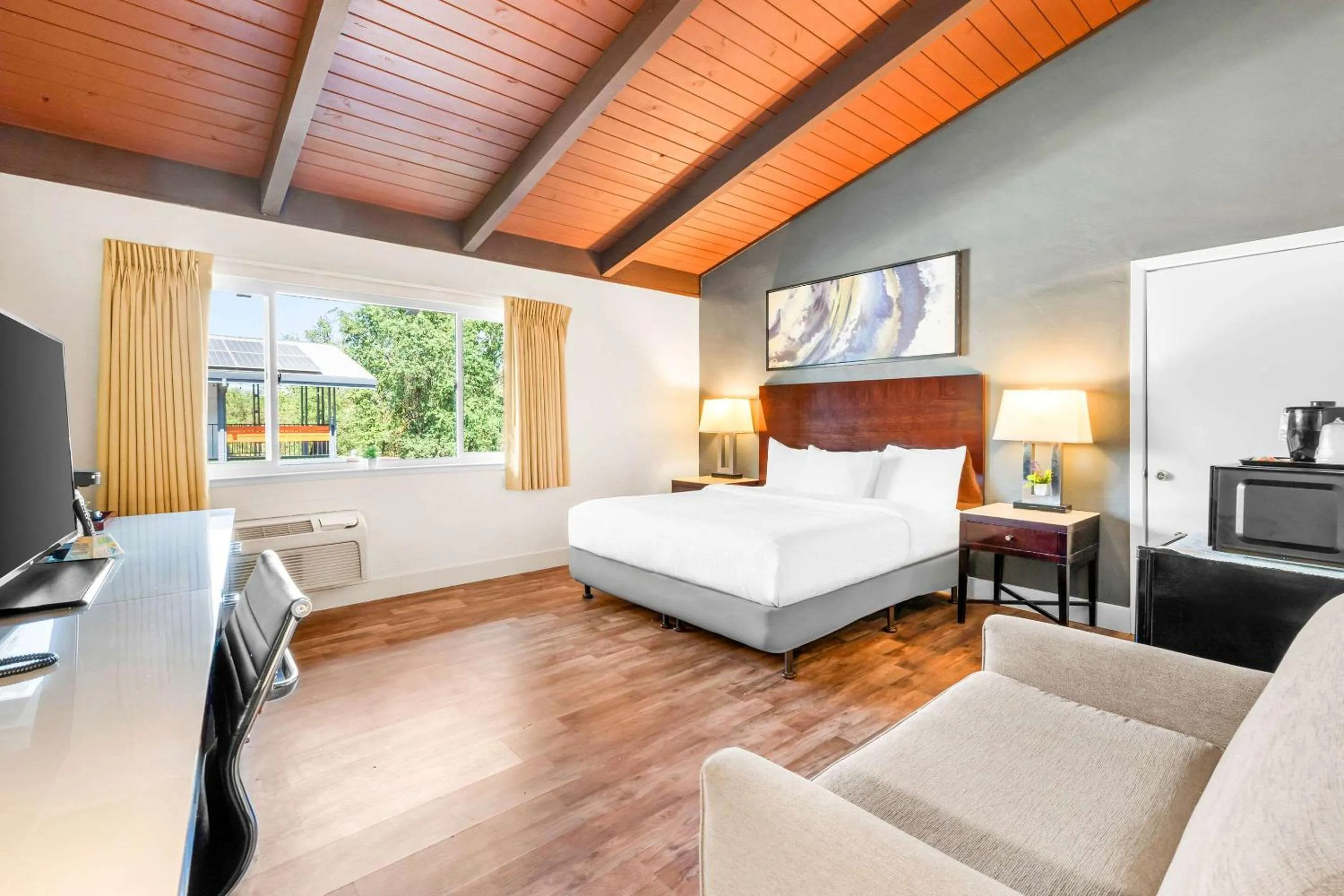 Bedroom, Bed in Quality Inn & Suites