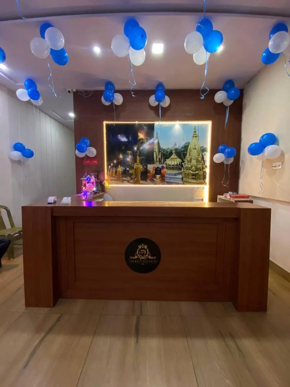 Lobby or reception in The Century Plaza Hotel