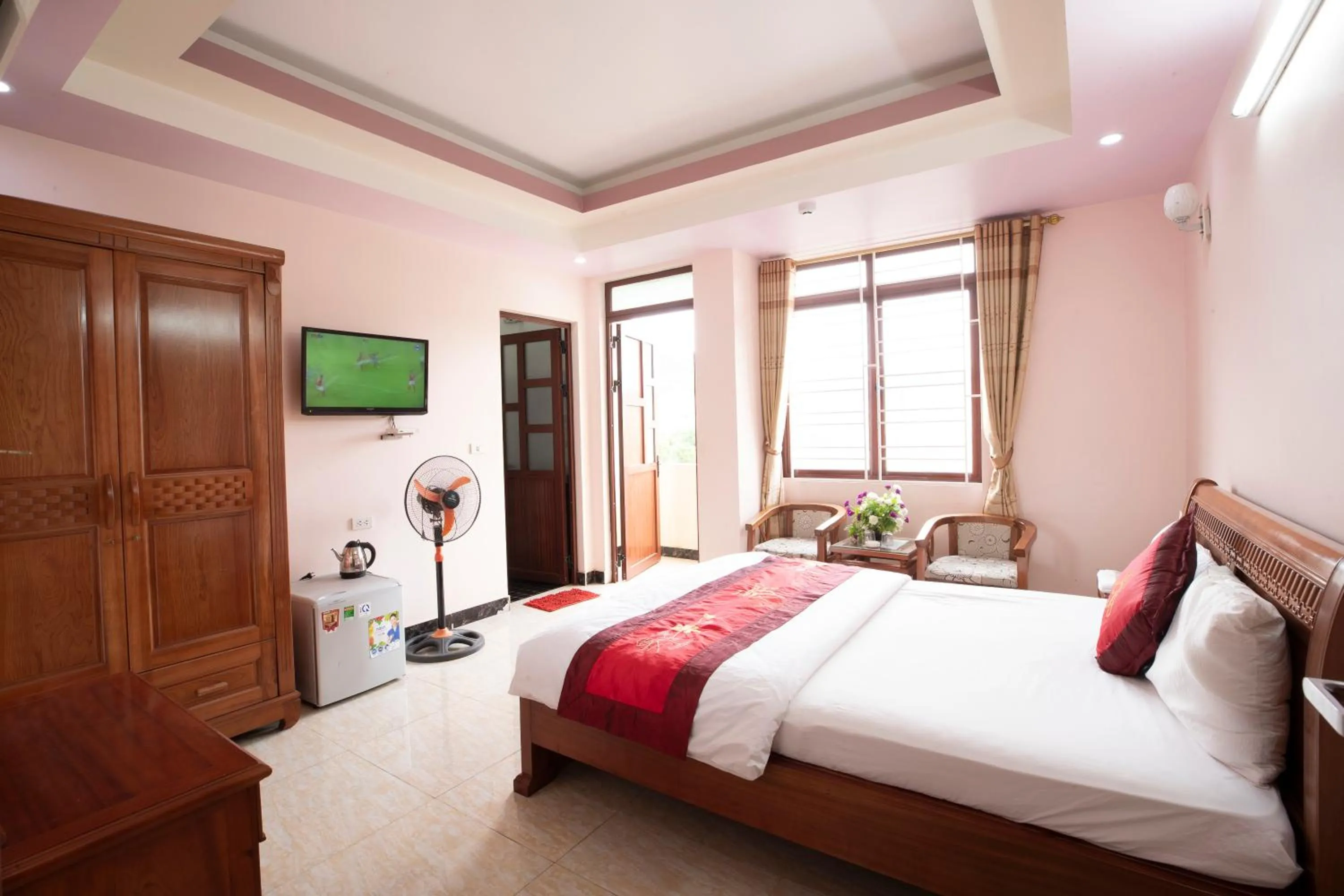 Bed in KHÁCH SẠN SEN VÀNG