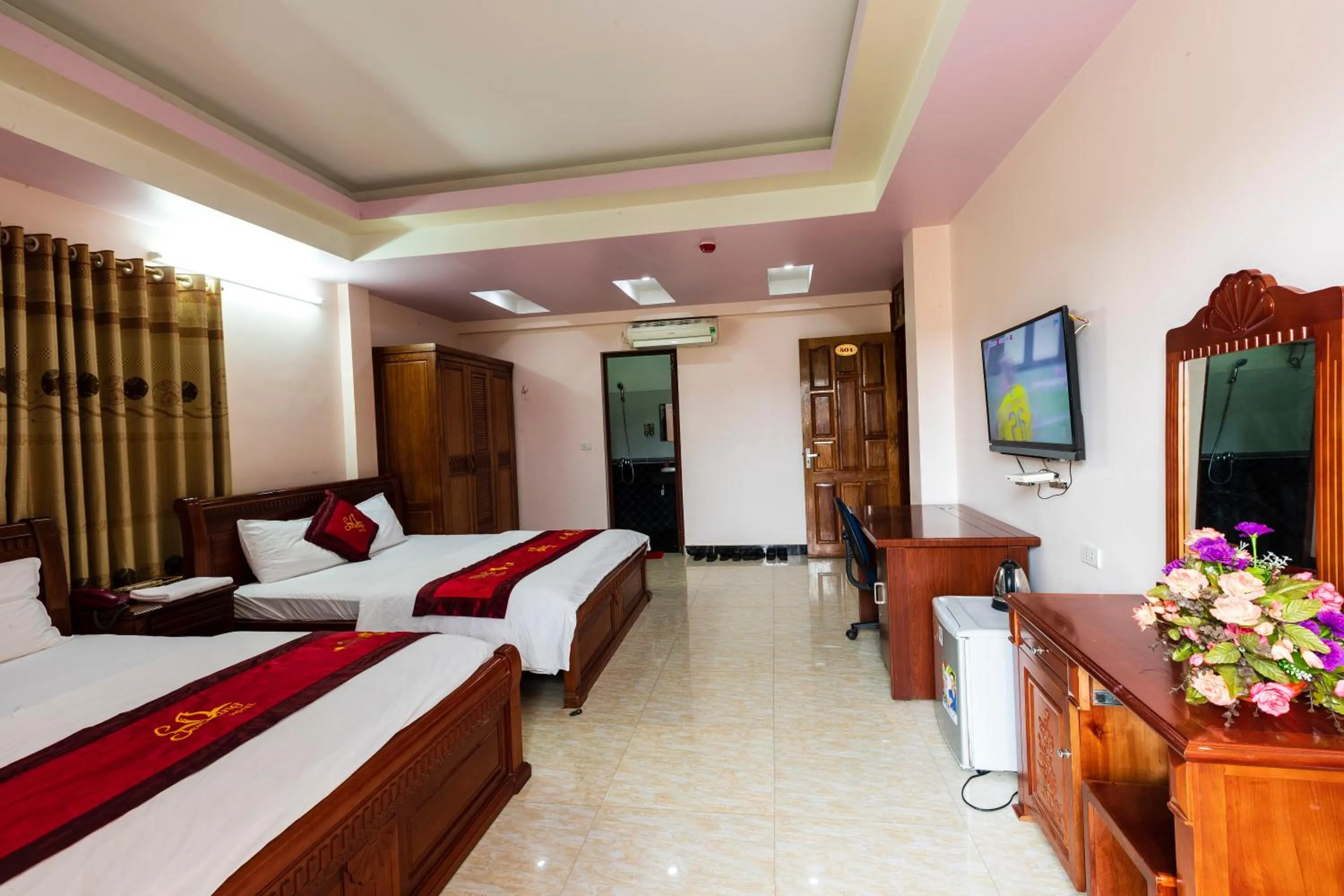 Bed in KHÁCH SẠN SEN VÀNG