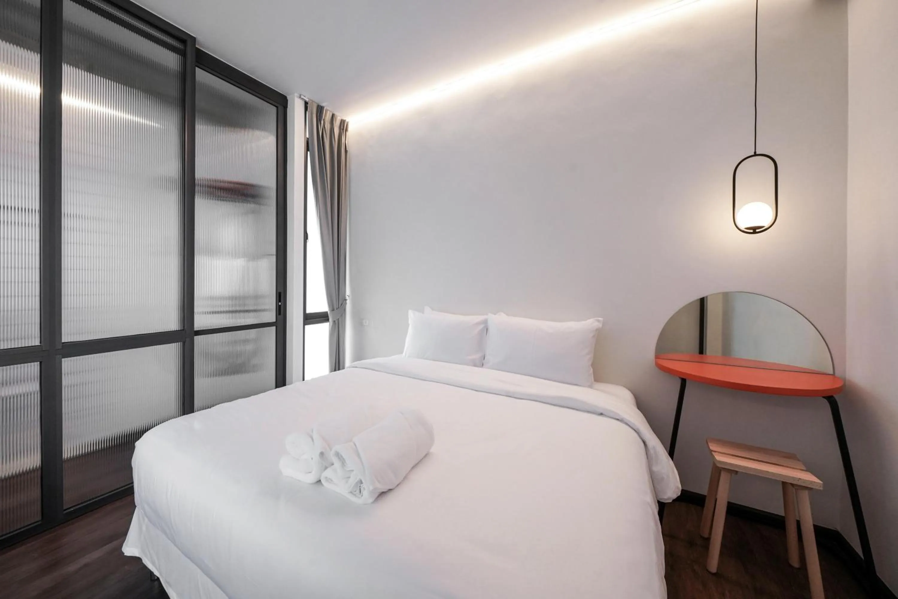 Bedroom, Bed in Wonderwall Hotel