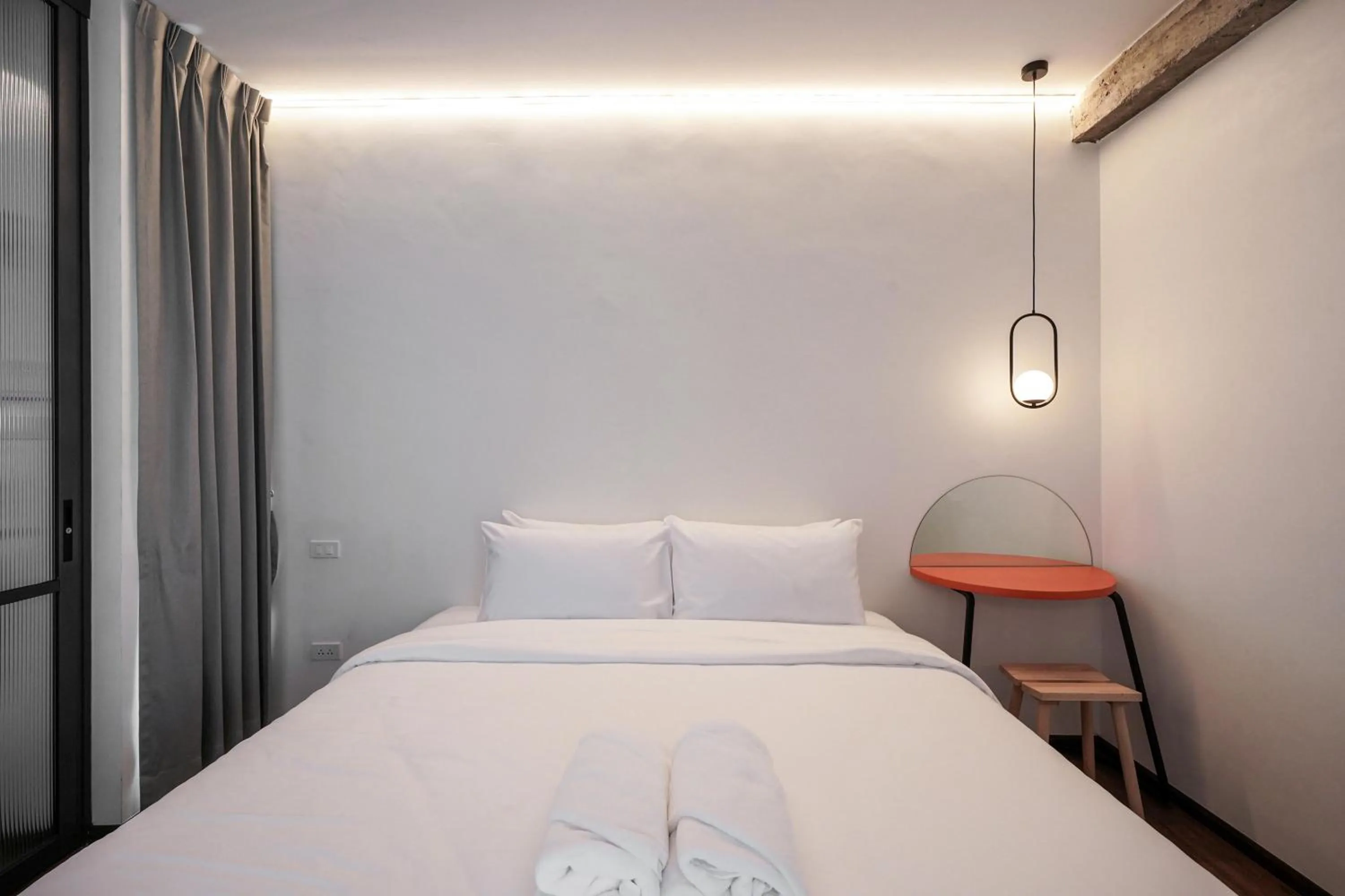 Bedroom, Bed in Wonderwall Hotel