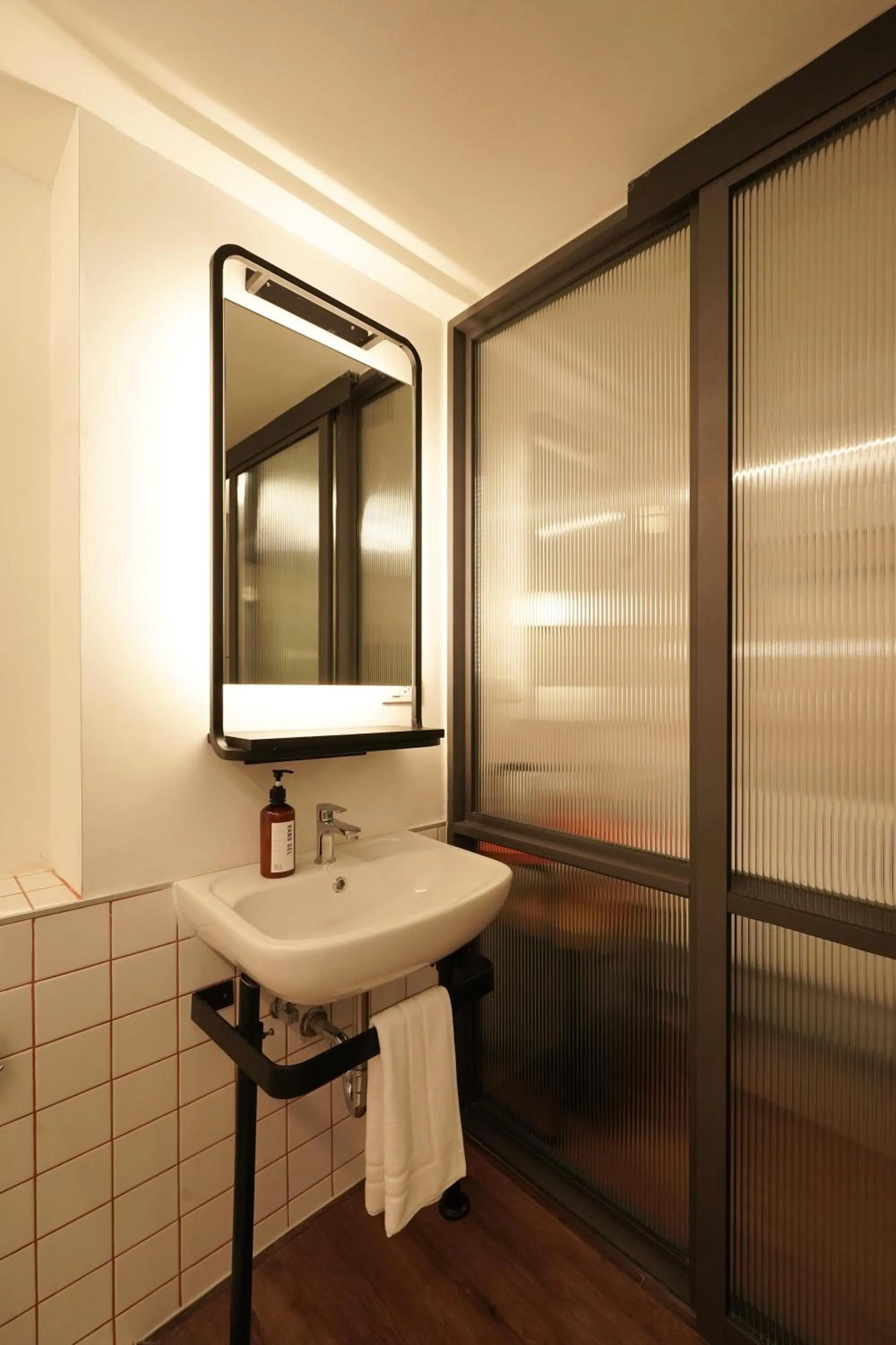 Bathroom in Wonderwall Hotel