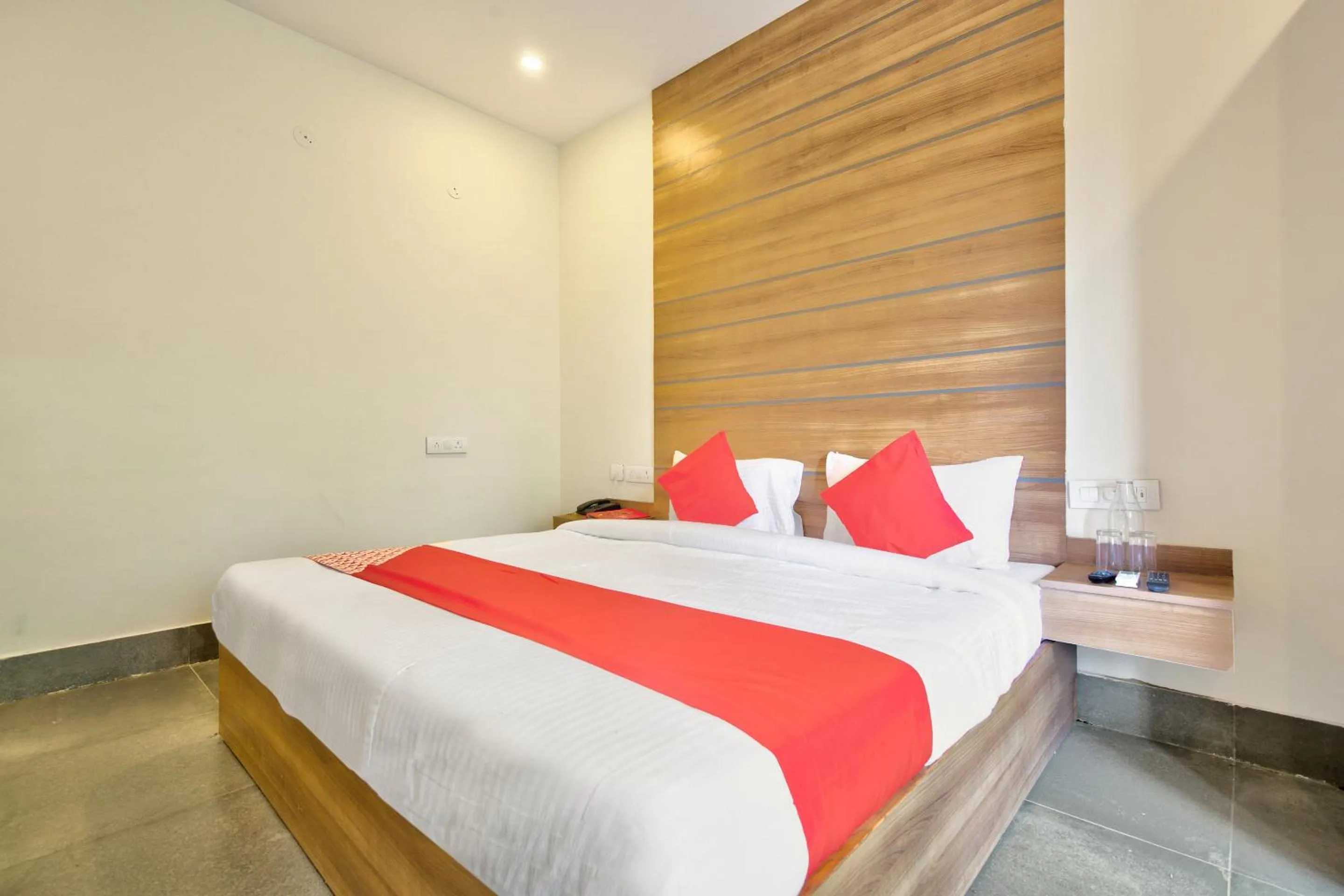 Bedroom, Bed in Super Hotel O Blessings Residency