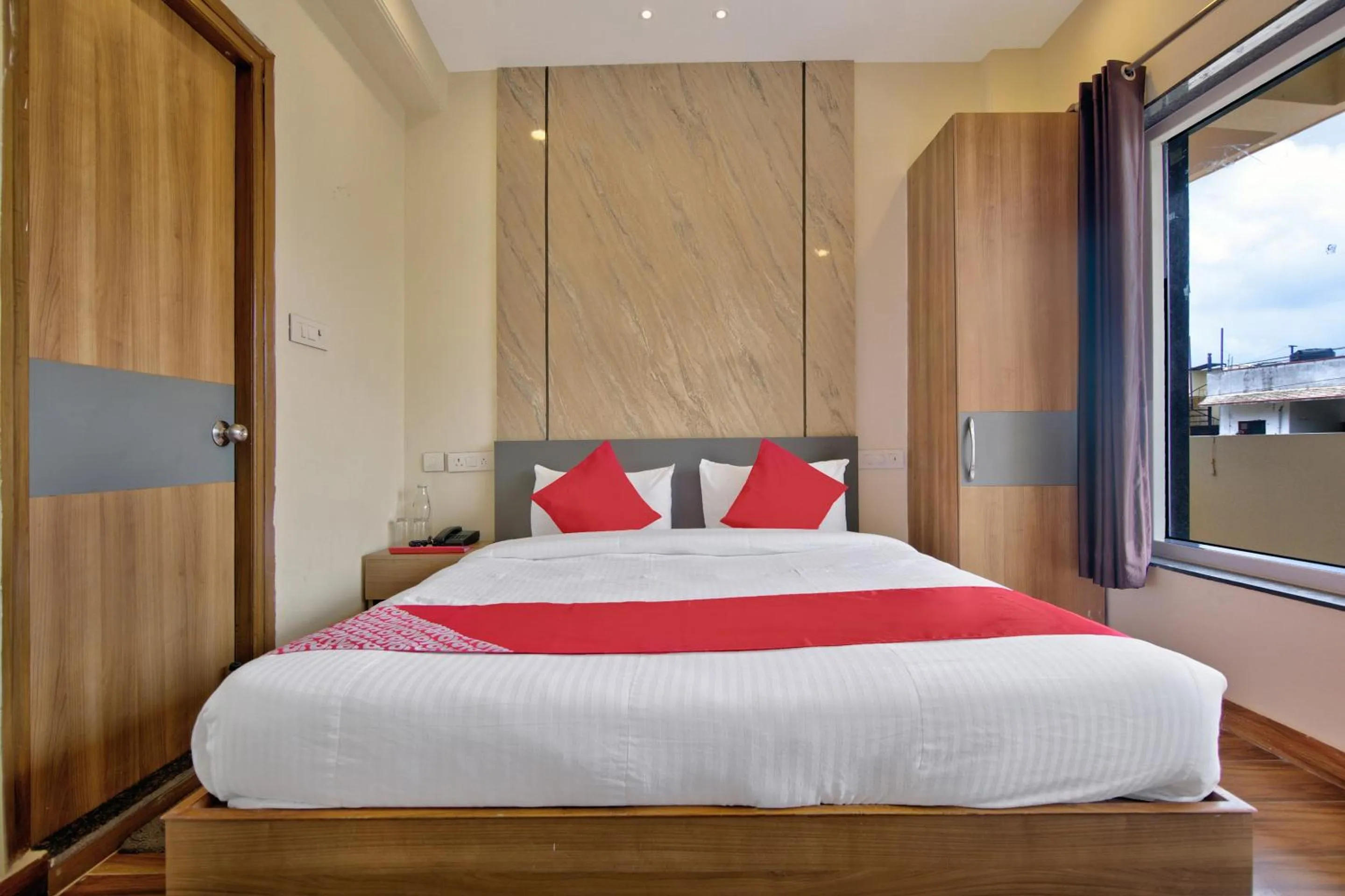 Bedroom, Bed in Super Hotel O Blessings Residency