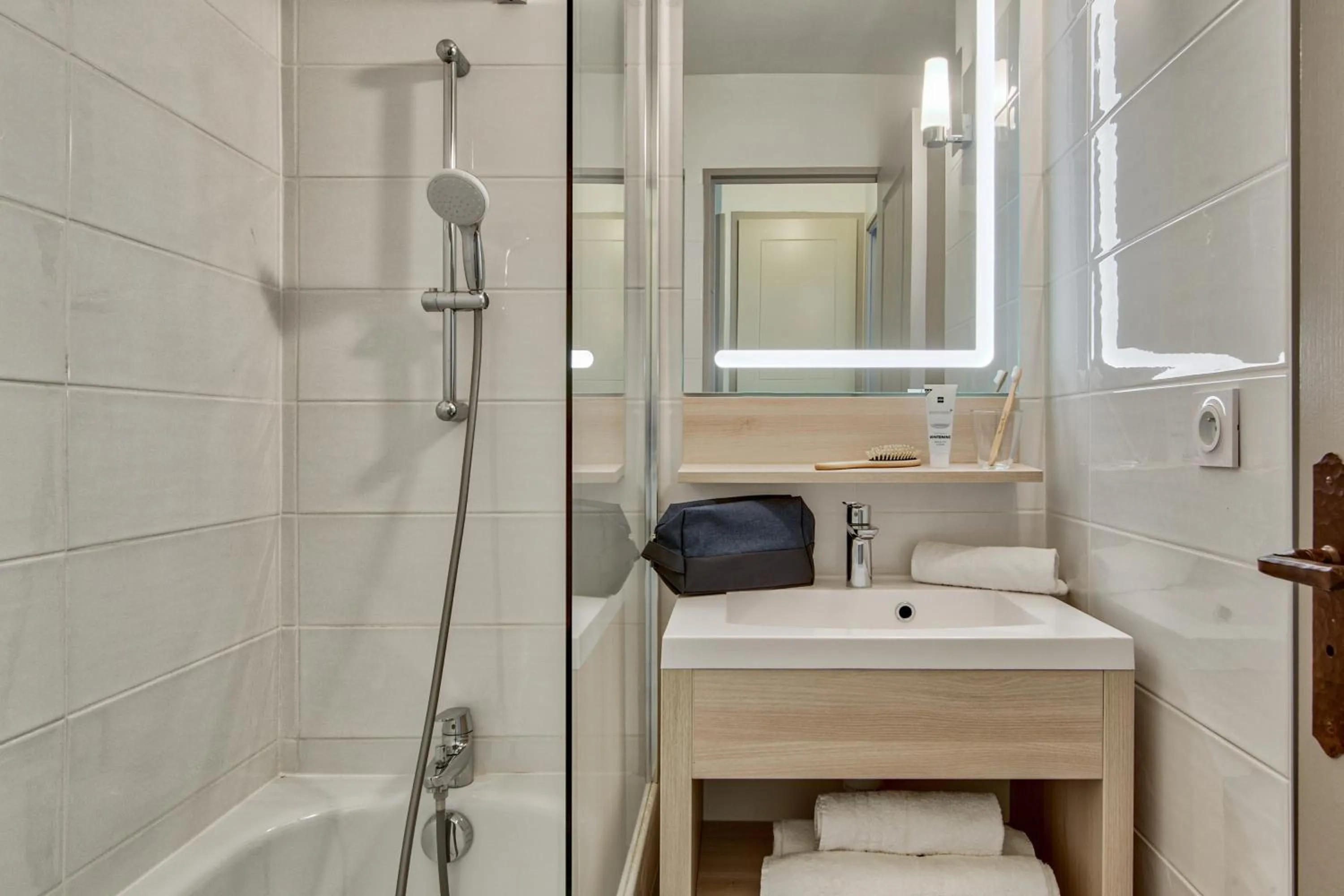 Toilet in Résidence Pierre & Vacances Les Parcs de Grimaud