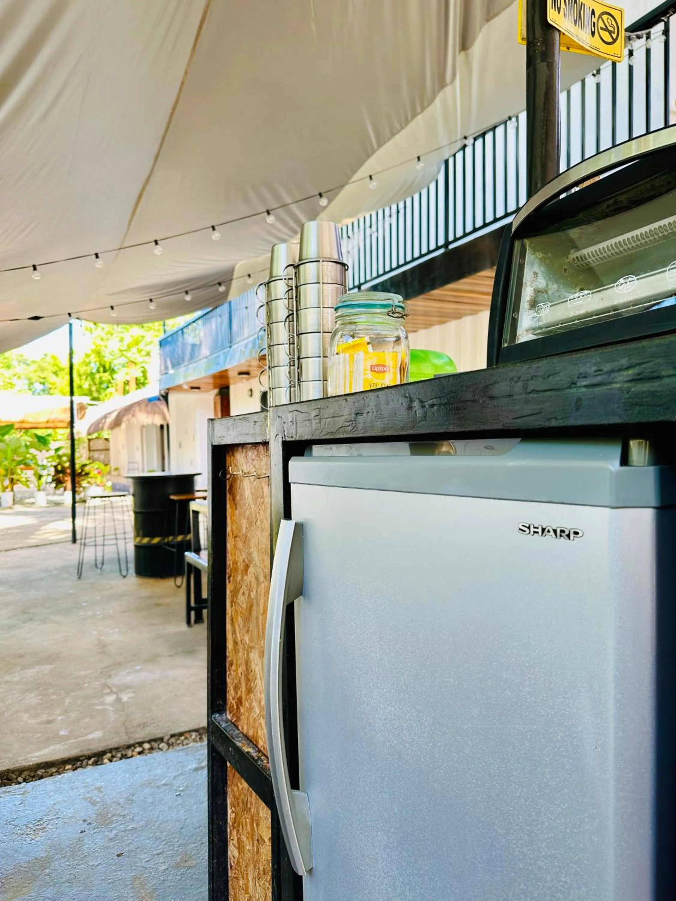 Kitchen or kitchenette in Pig Dive Hostel Moalboal