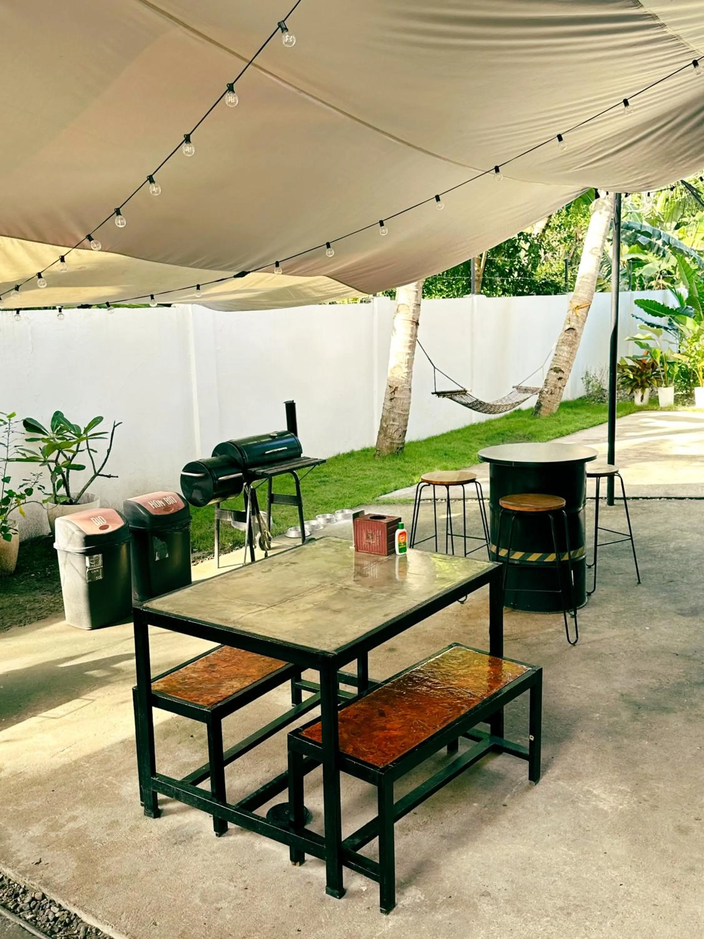 Patio in Pig Dive Hostel Moalboal