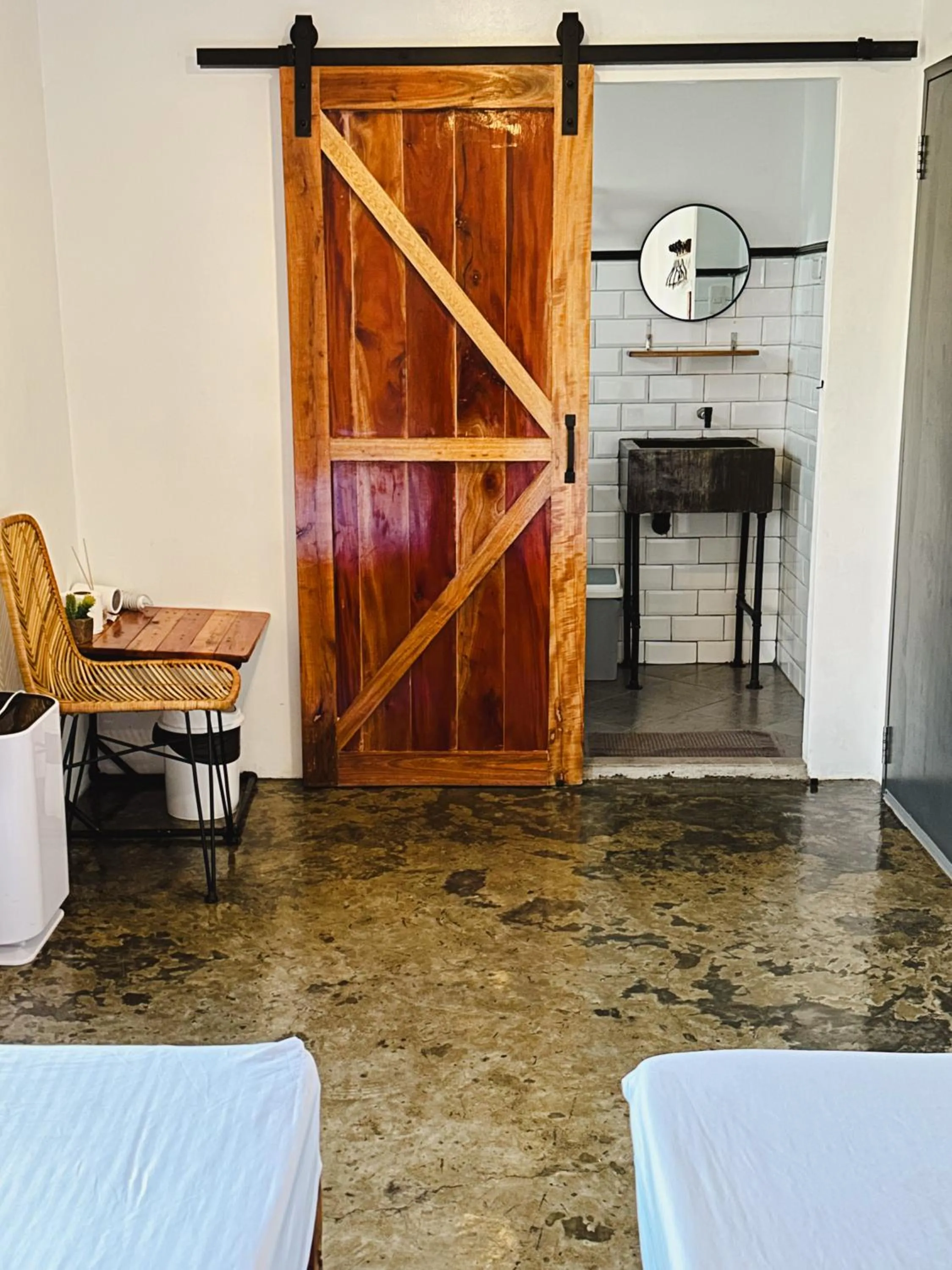 Bathroom, Bed in Pig Dive Hostel Moalboal