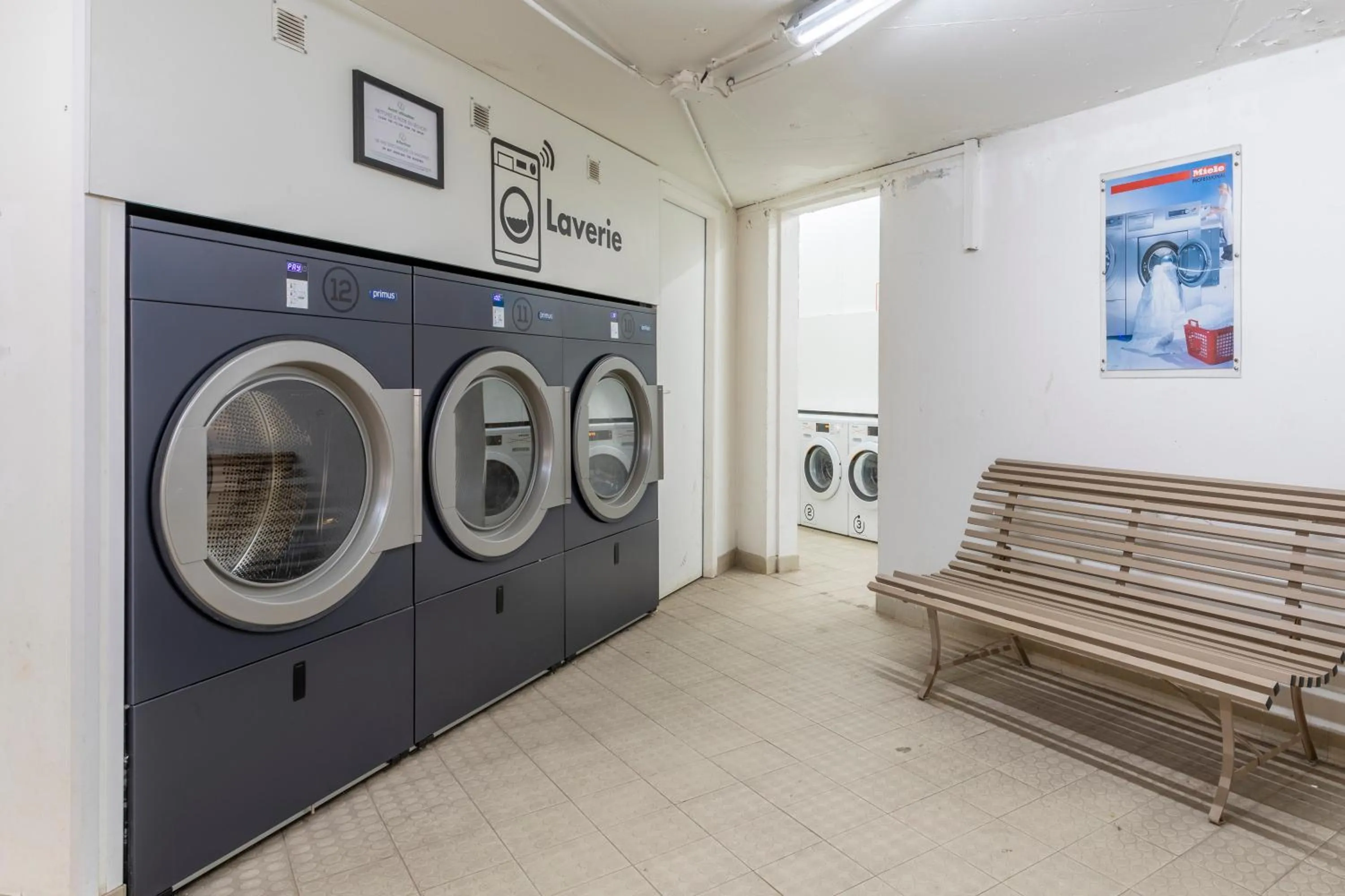 washing machine in Village Pierre & Vacances Pont Royal en Provence