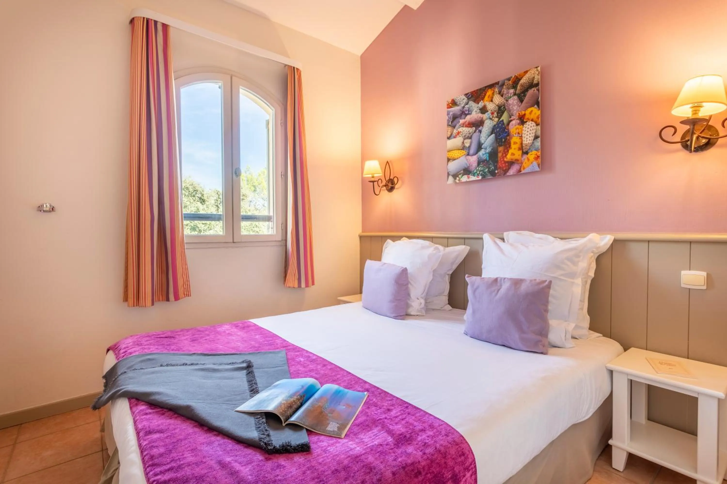 Bed in Village Pierre & Vacances Pont Royal en Provence