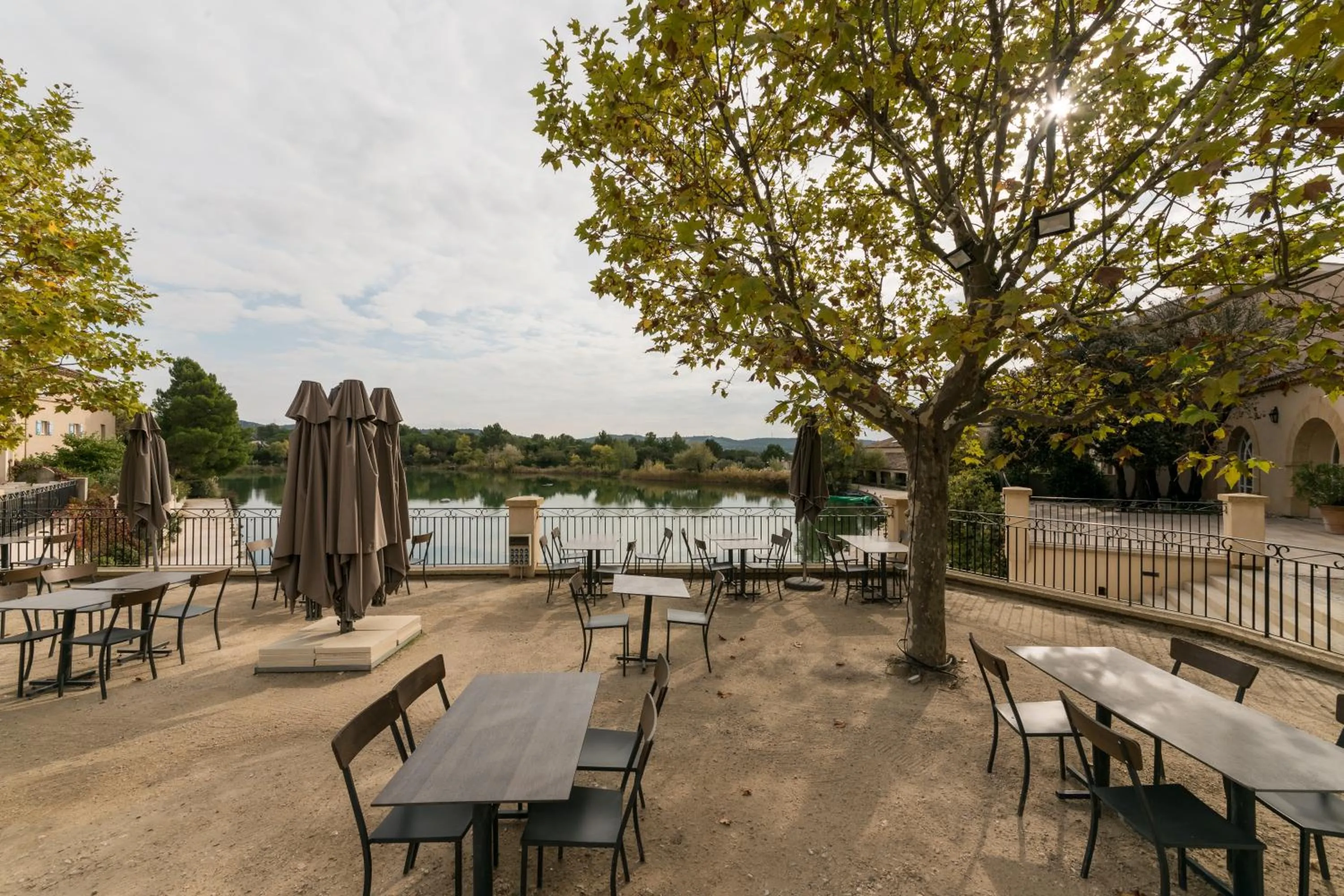 Patio in Village Pierre & Vacances Pont Royal en Provence