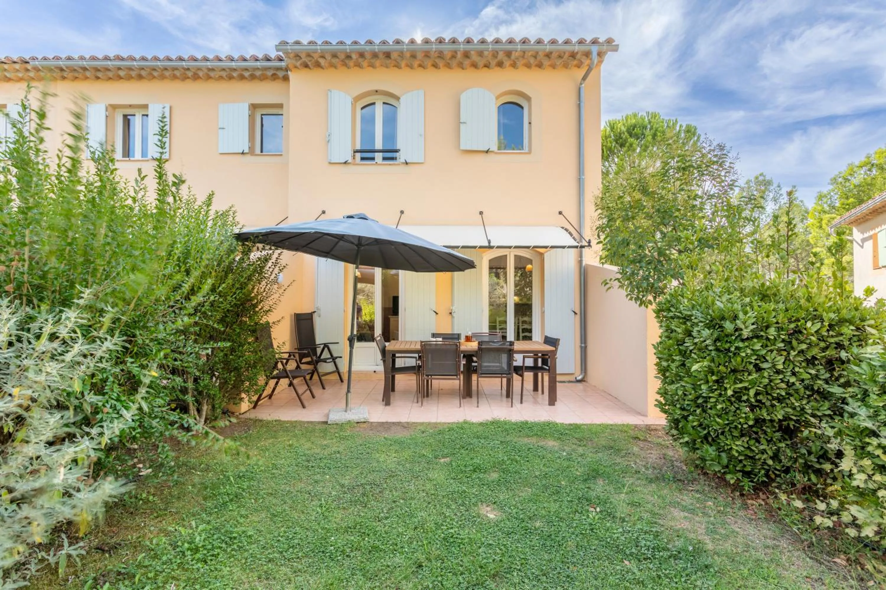 Property building in Village Pierre & Vacances Pont Royal en Provence