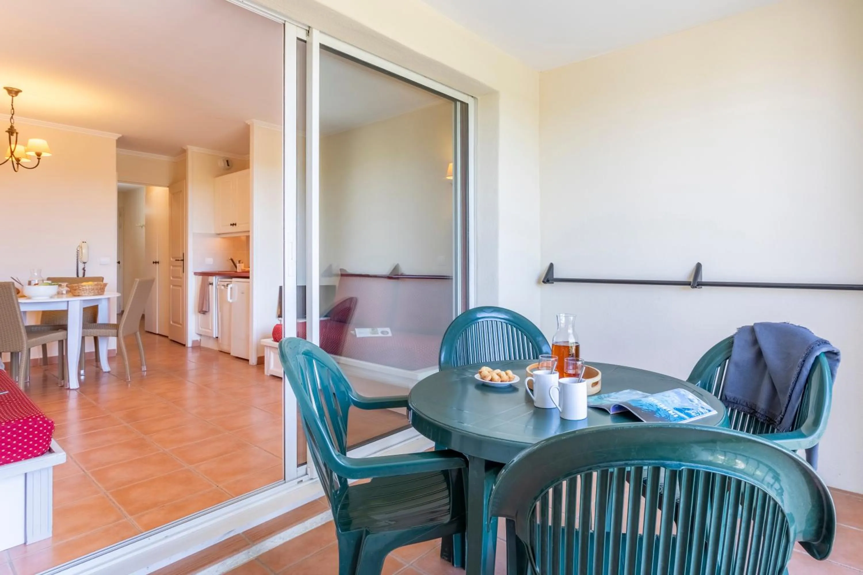 Day in Village Pierre & Vacances Pont Royal en Provence