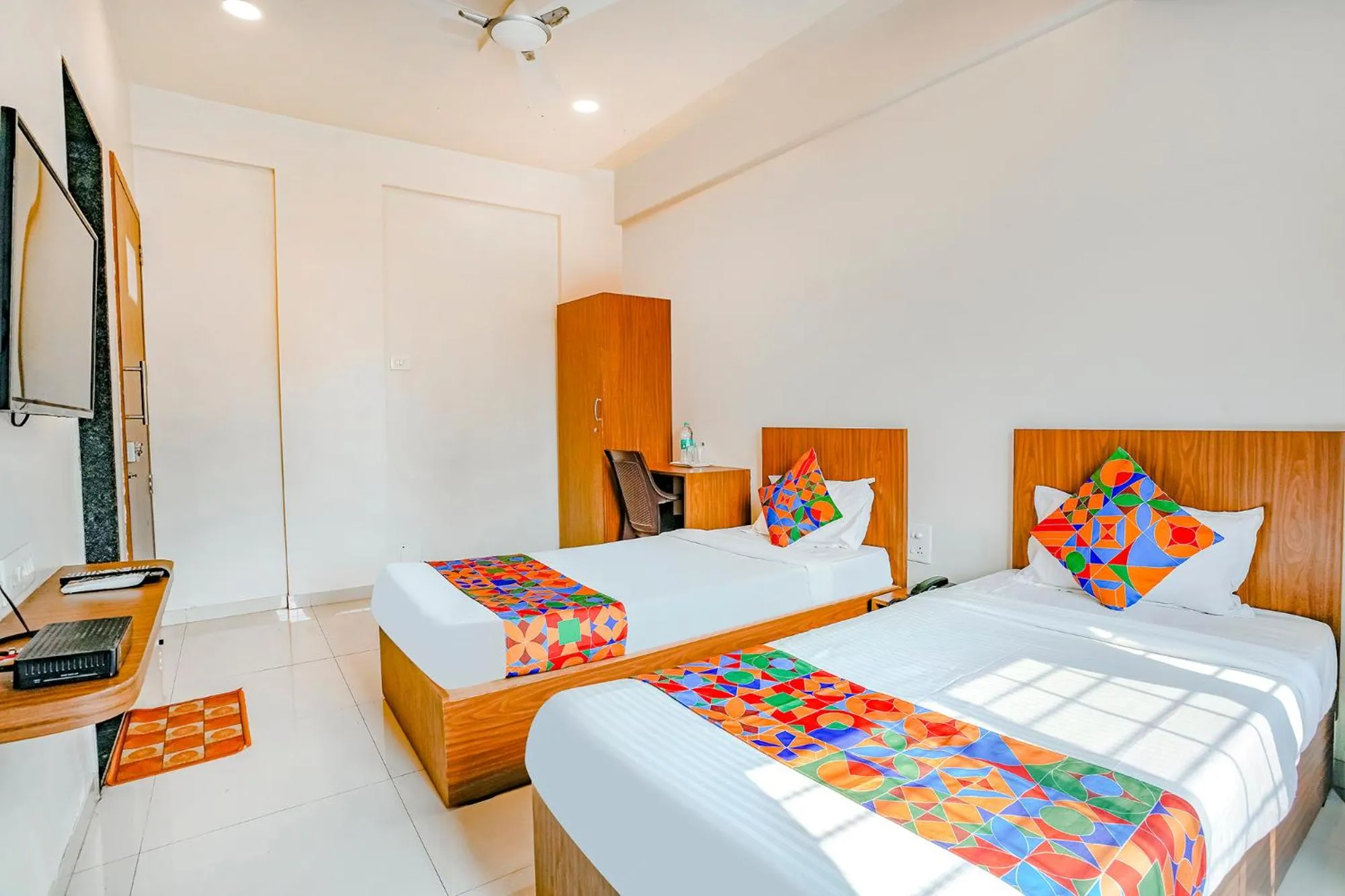 Communal lounge/ TV room, Bed in FabHotel 24 Baner - Nr MCF Camp