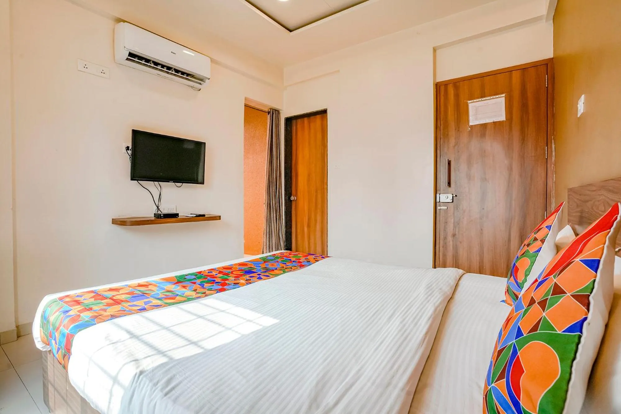 TV and multimedia, Bed in FabHotel 24 Baner - Nr MCF Camp