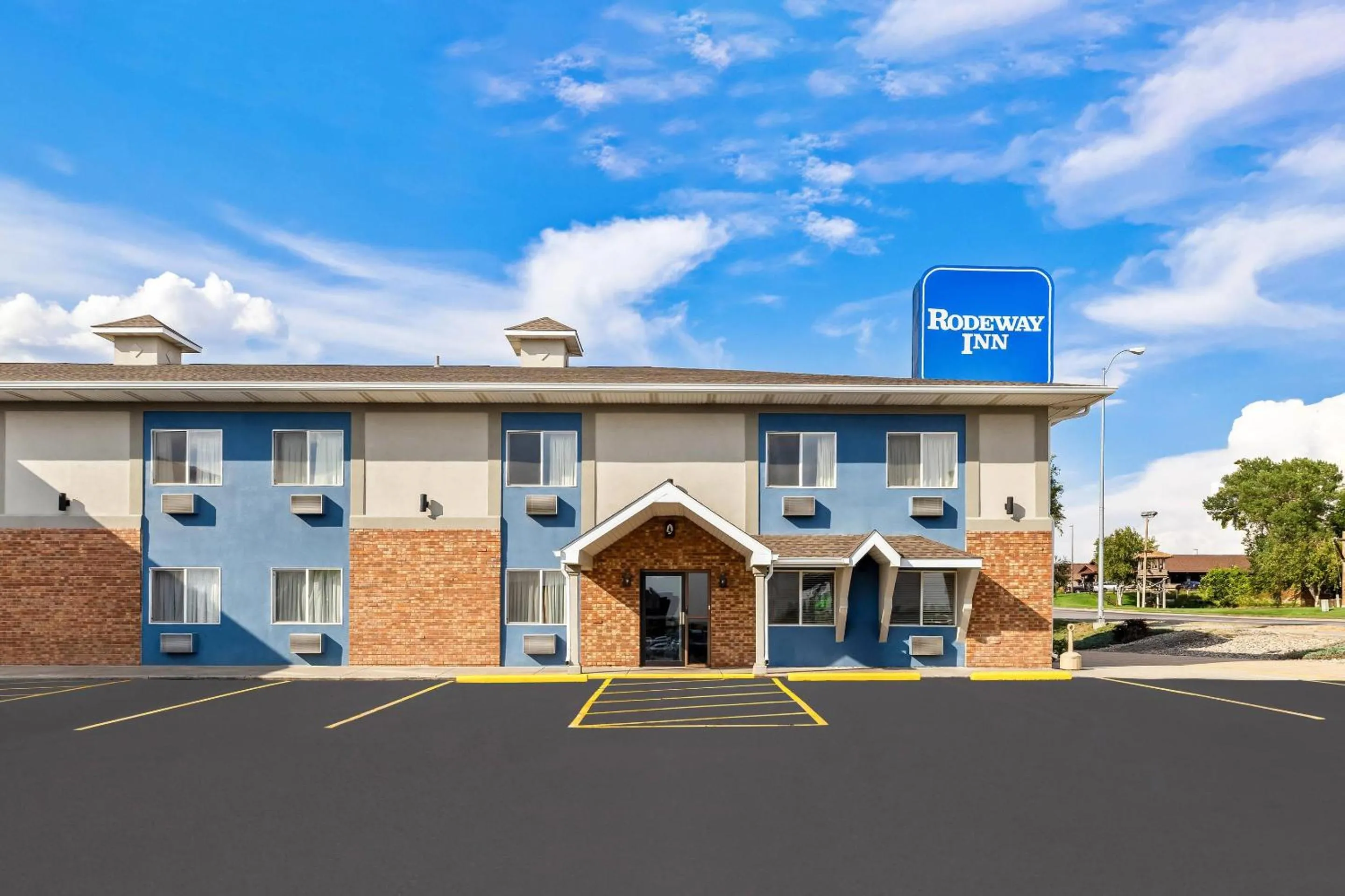 Property building in Rodeway Inn Rapid City North