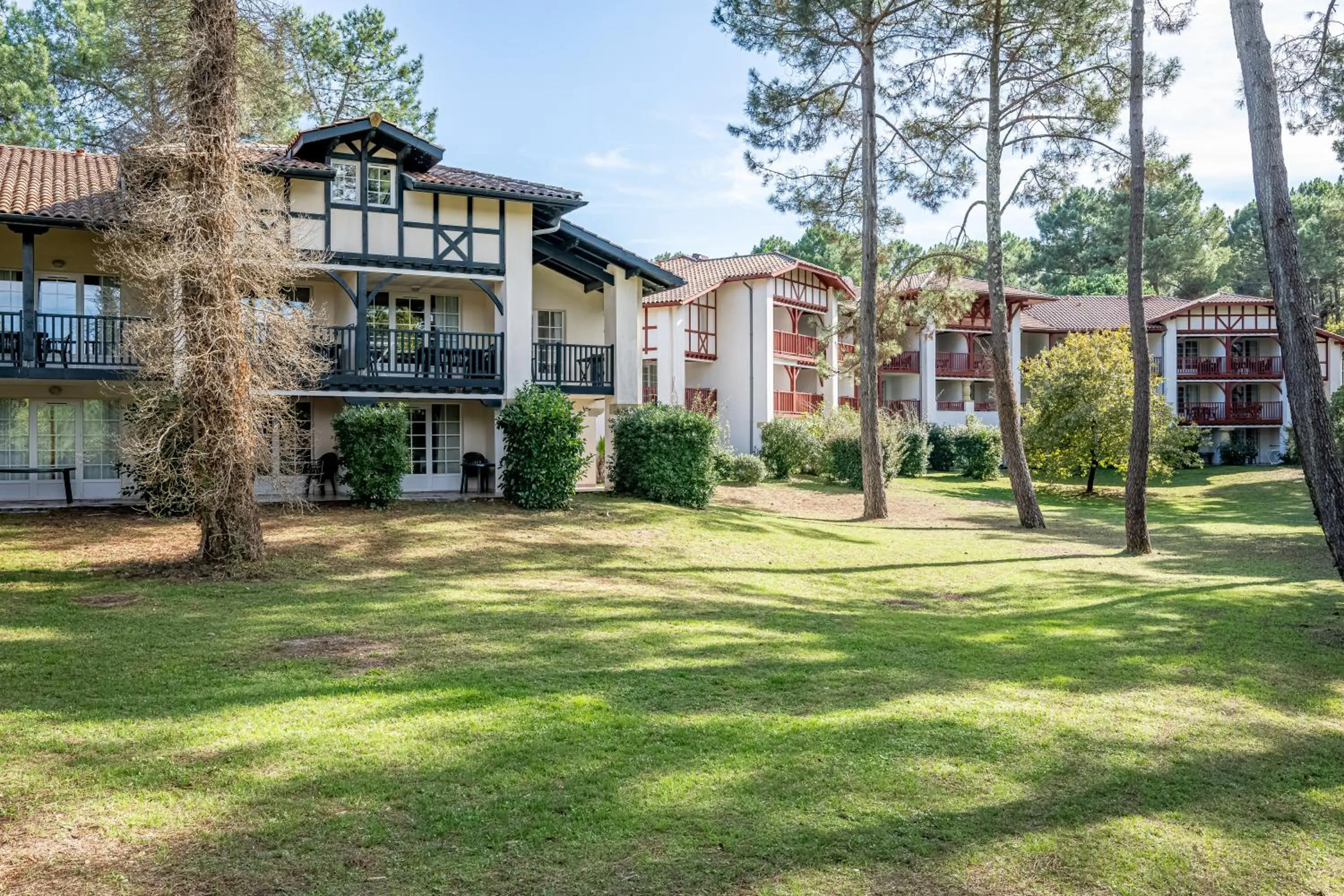 Property building in Résidence Pierre & Vacances Le Domaine de Gascogne