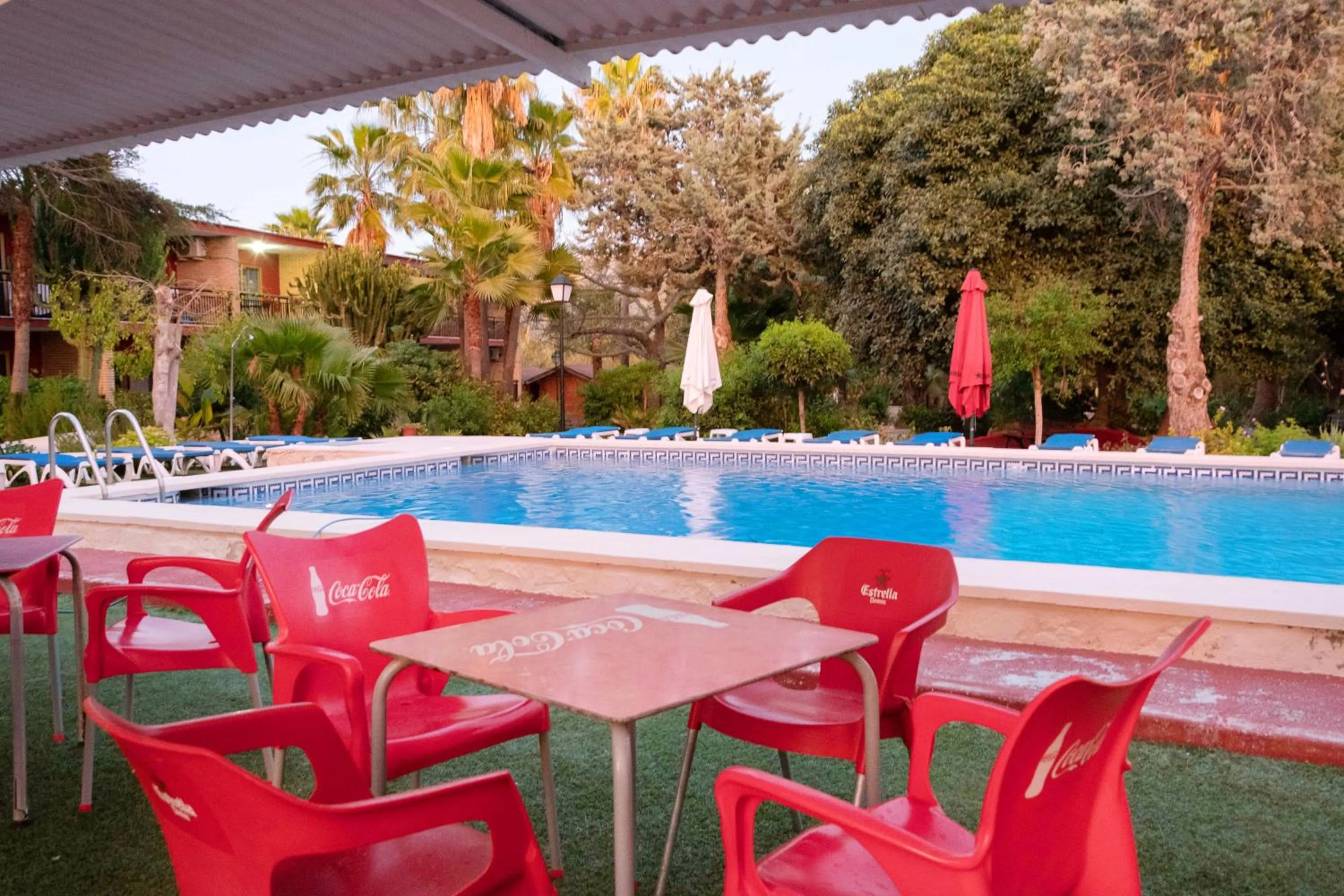 Day in APARTAMENTOS PALASIET