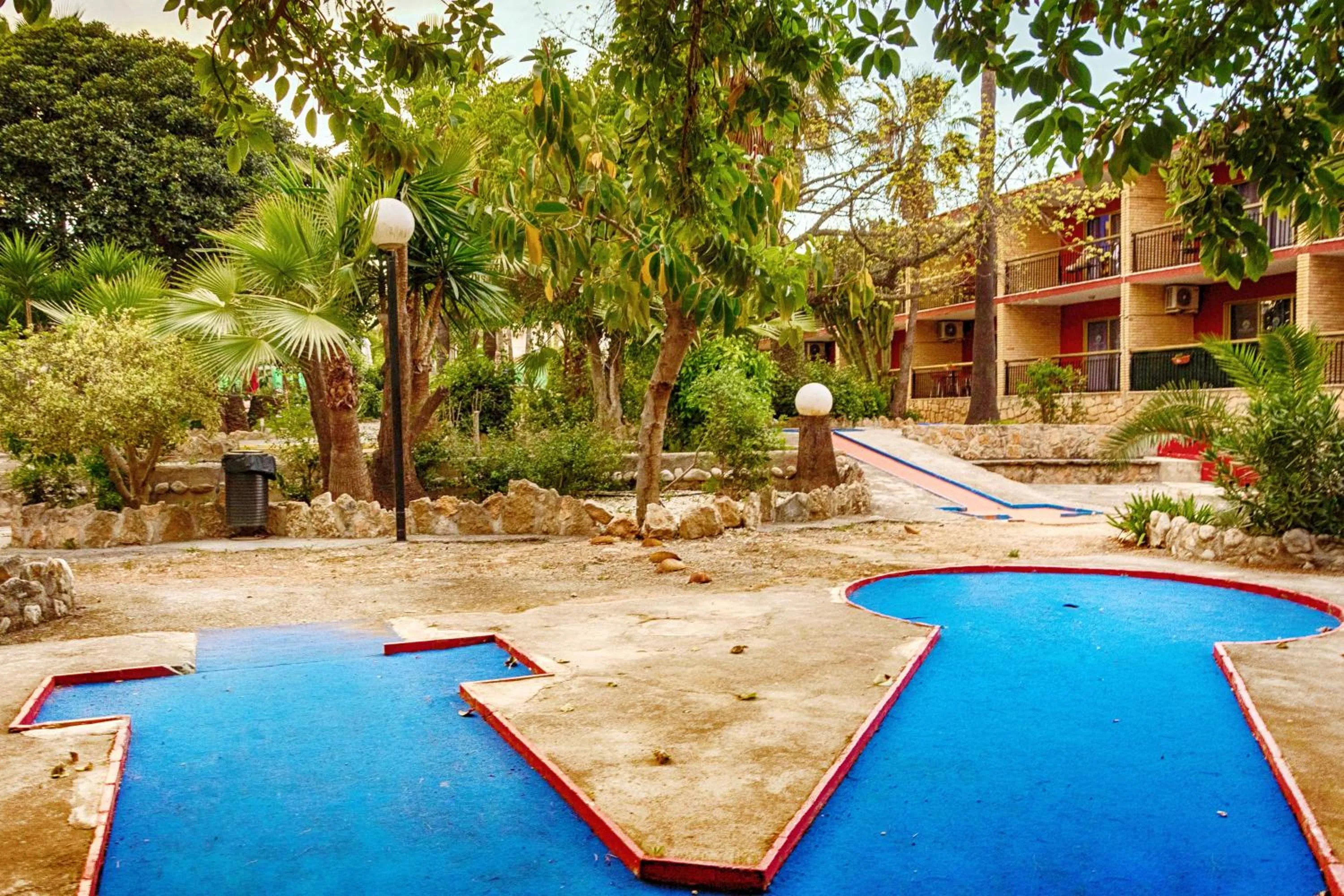 Property building in APARTAMENTOS PALASIET