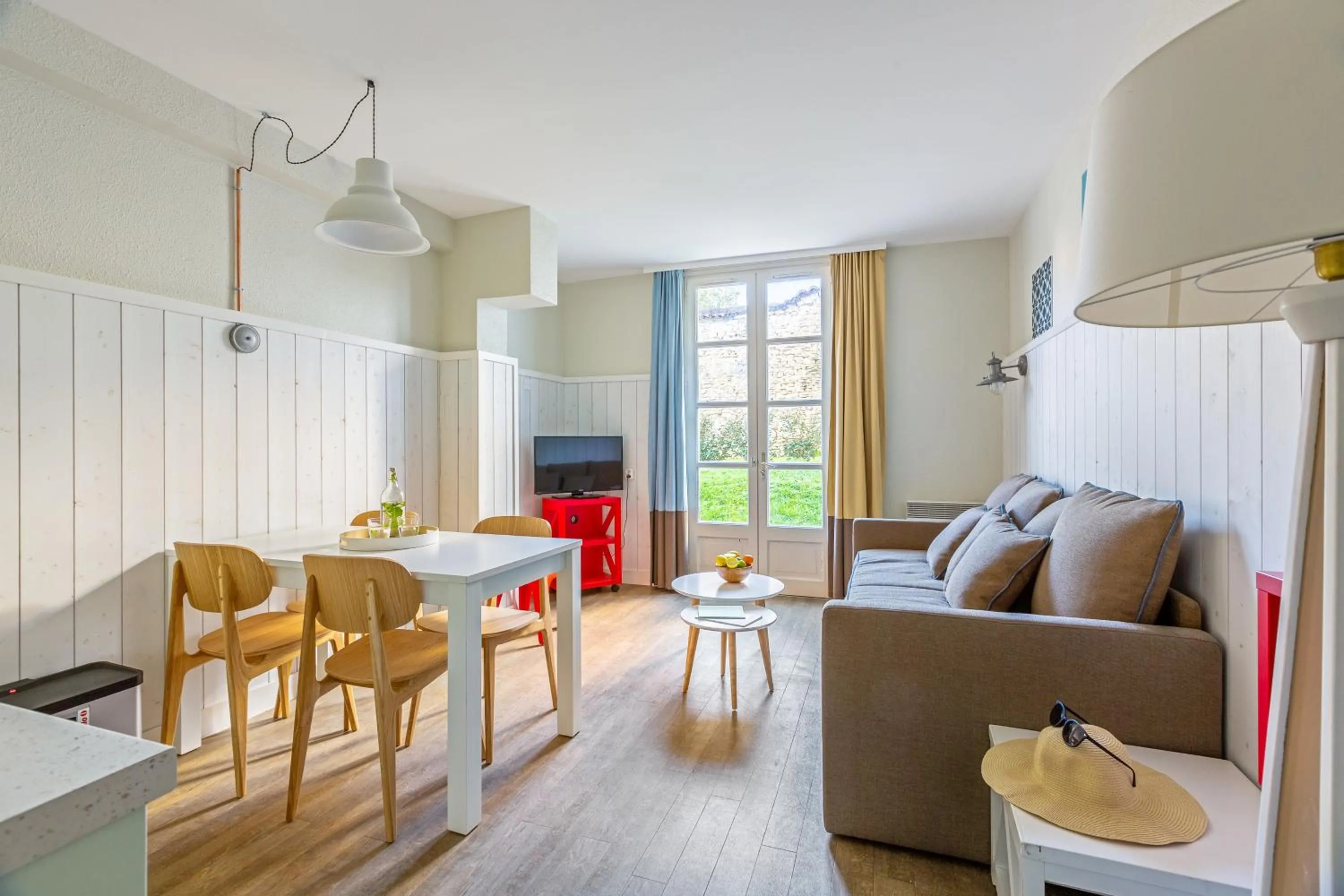 TV and multimedia in Résidence Pierre & Vacances Le Palais des Gouverneurs