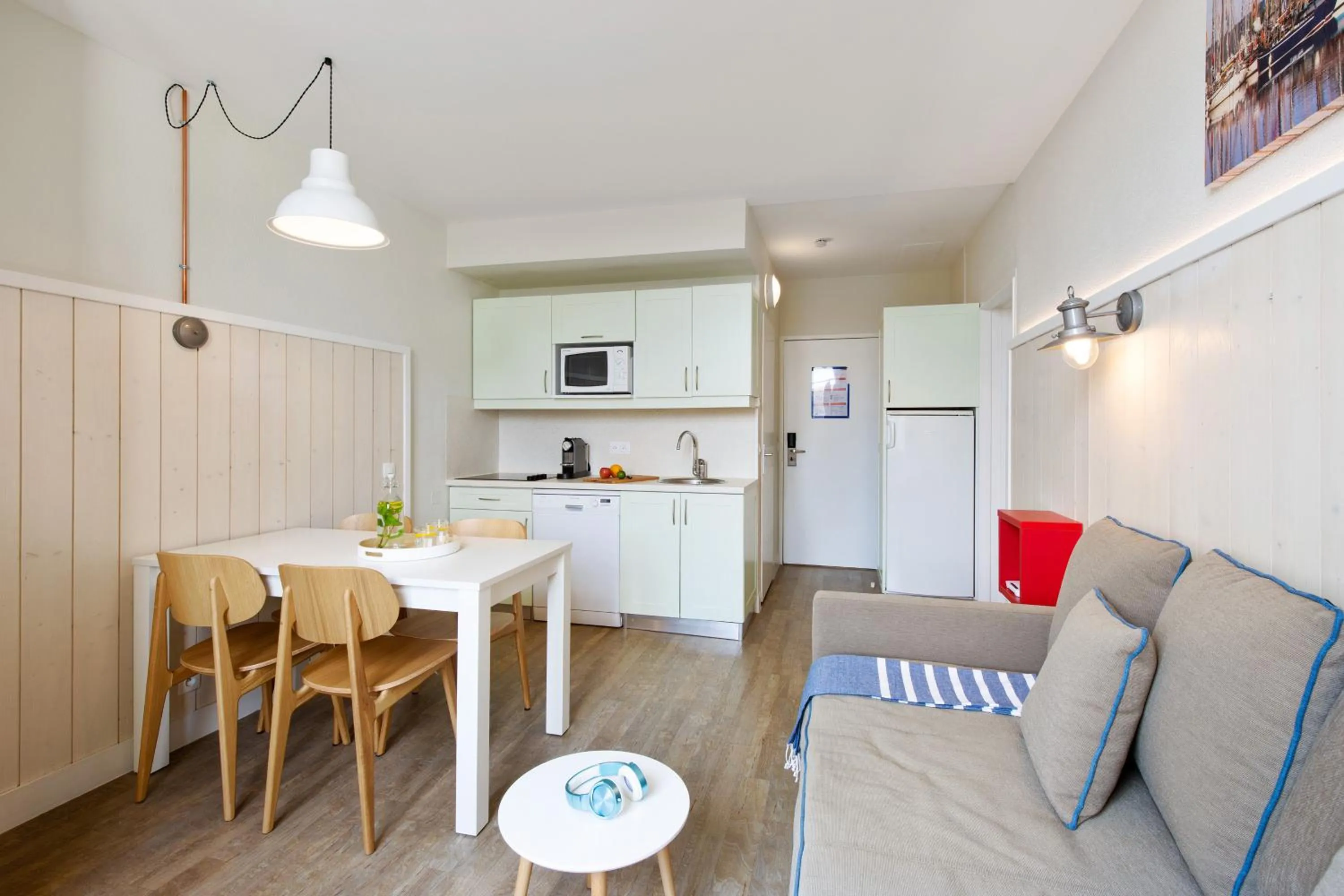 Kitchen or kitchenette in Résidence Pierre & Vacances Le Palais des Gouverneurs