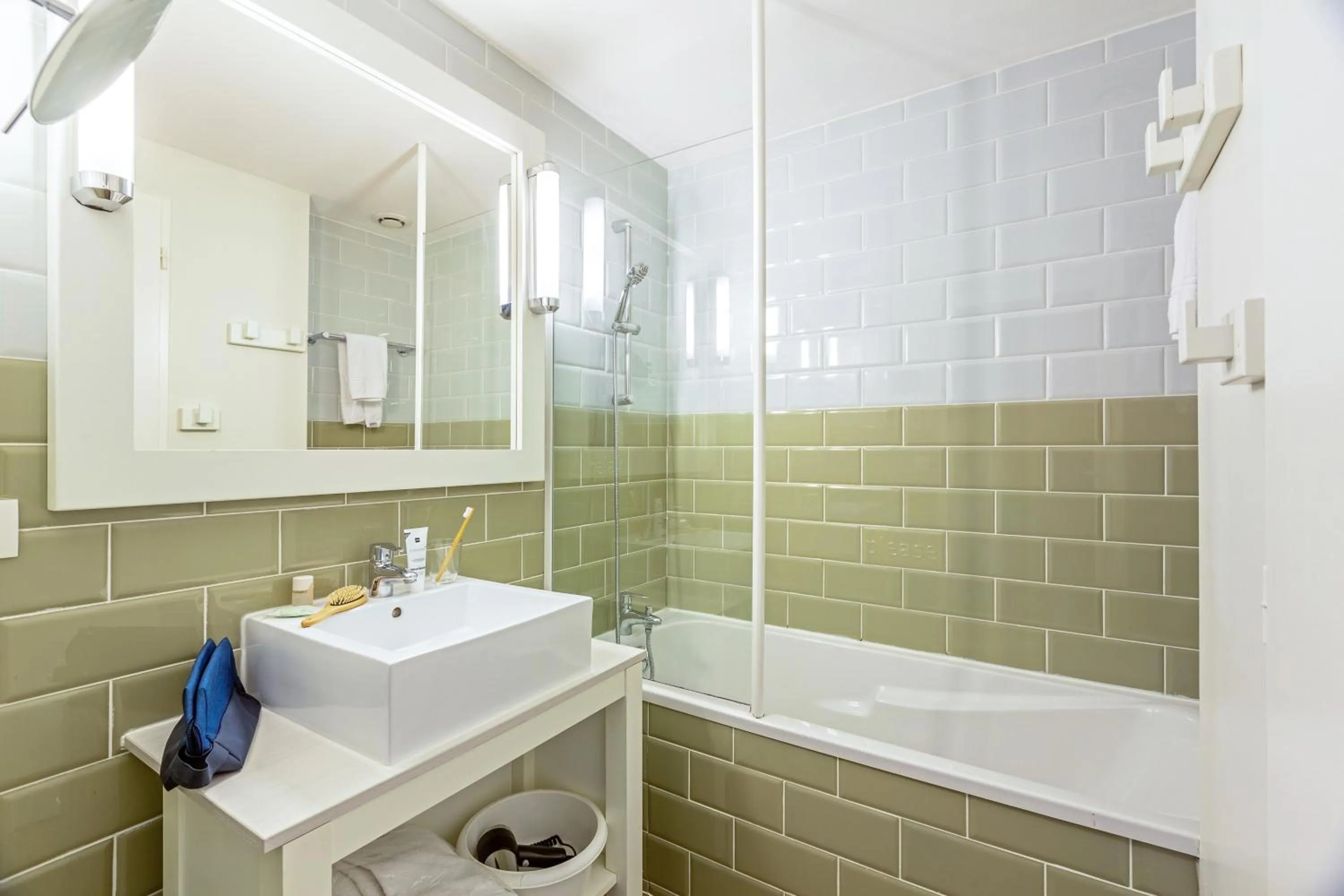 Toilet in Résidence Pierre & Vacances Le Palais des Gouverneurs