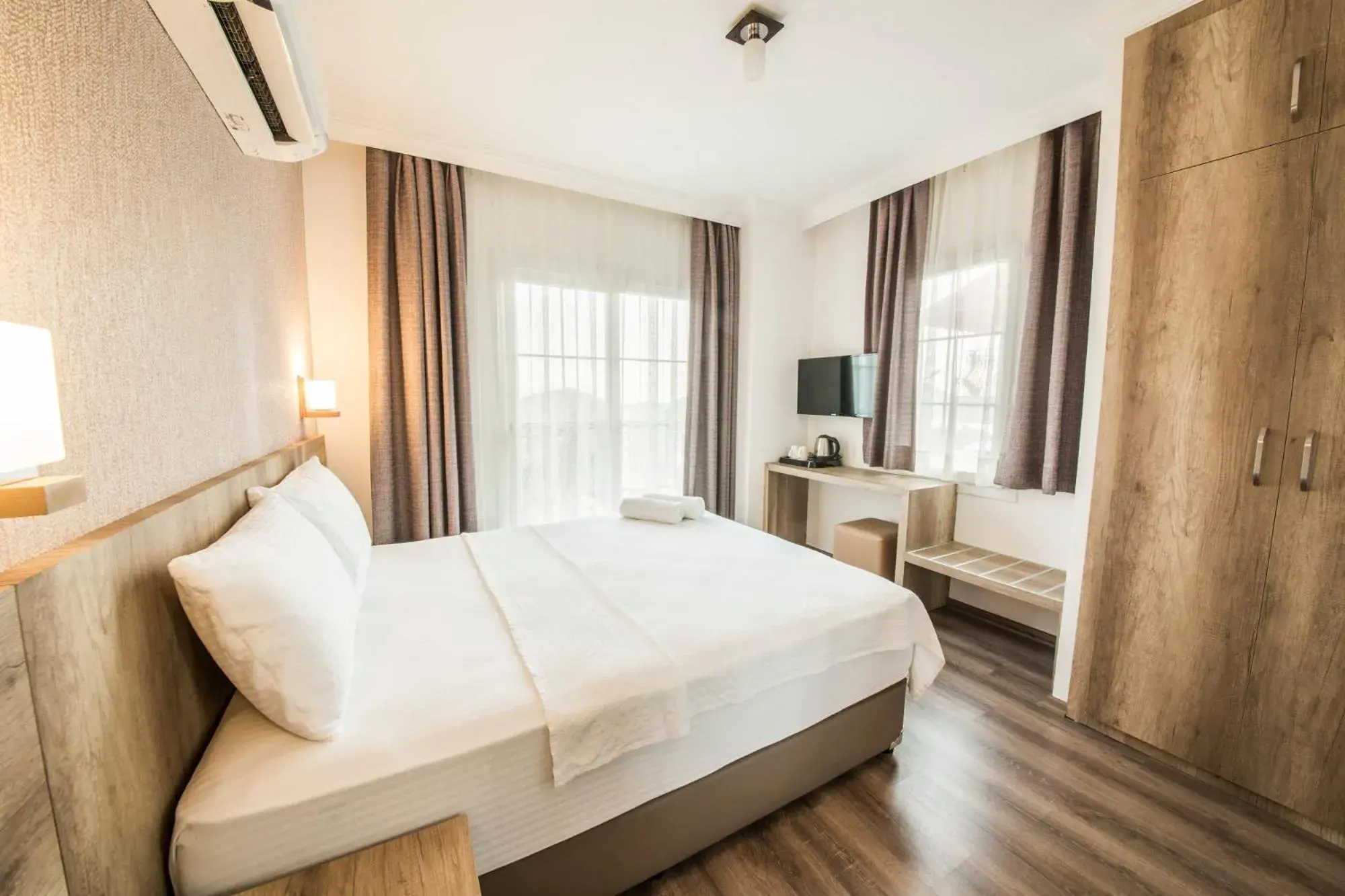 Deluxe Double Room in dekatria rooms&aparts Deluxe Double Room in dekatria rooms&aparts