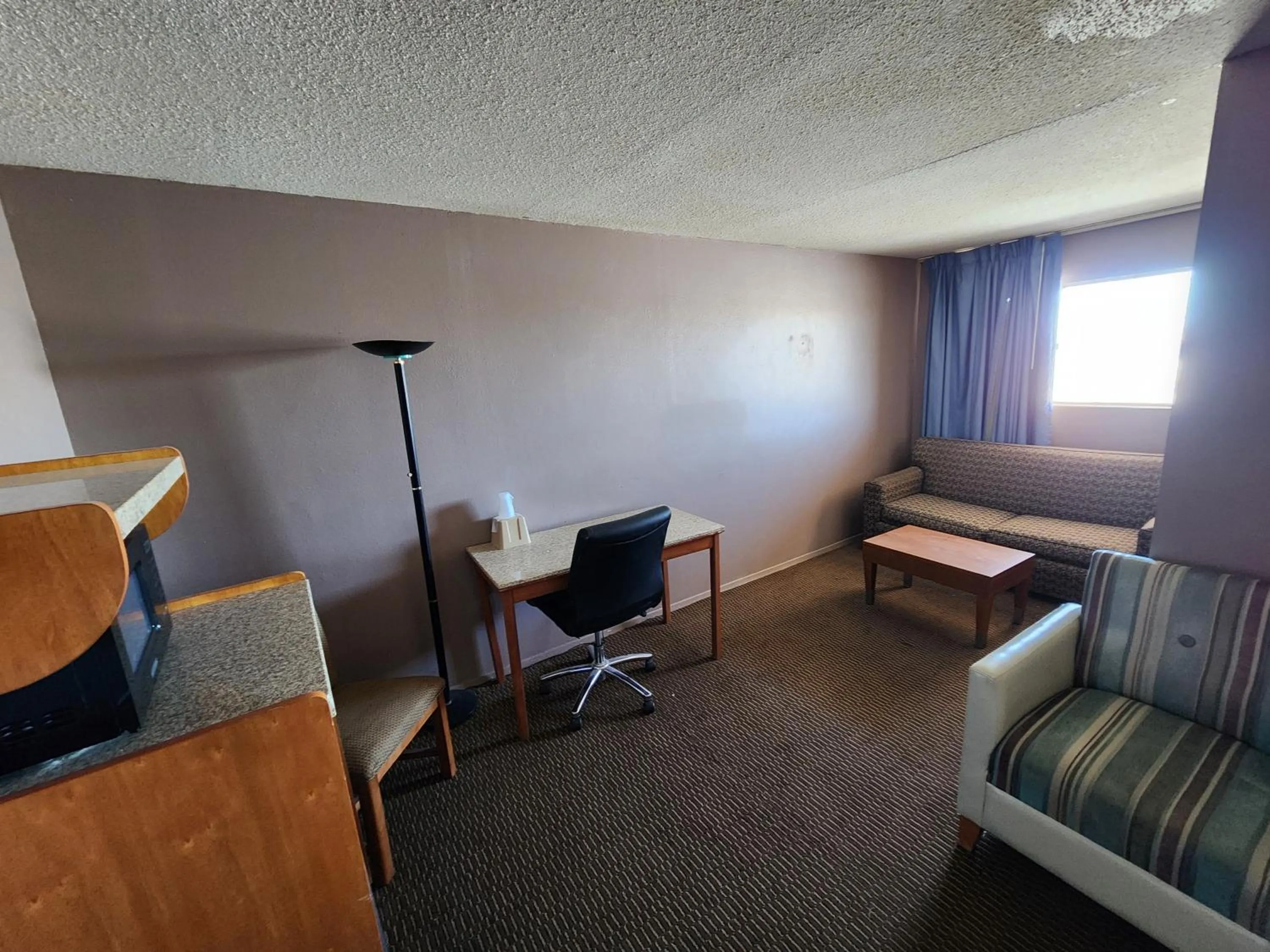 Seating area in Satellite Inn