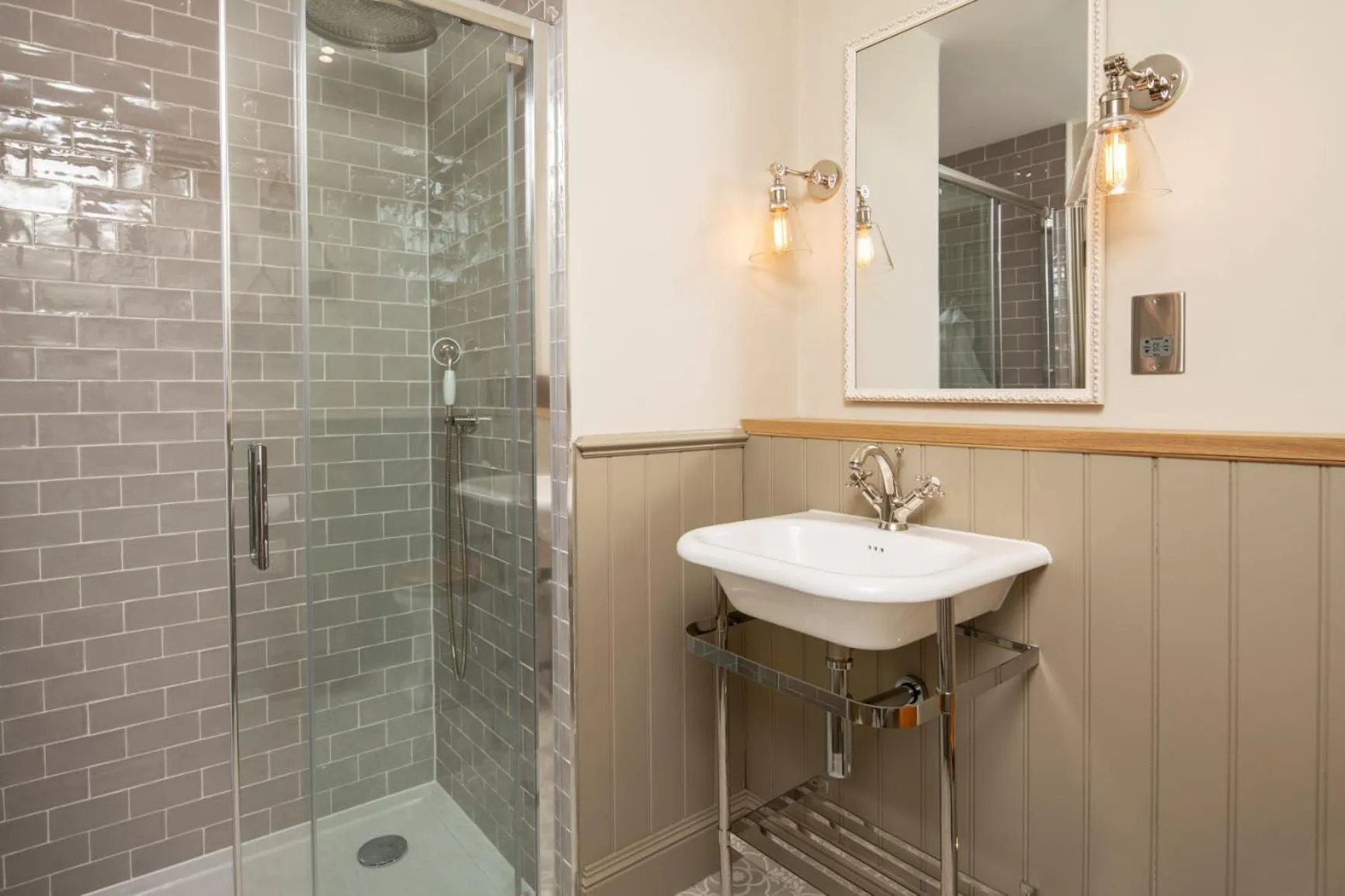 Shower in Beadnell Towers Hotel