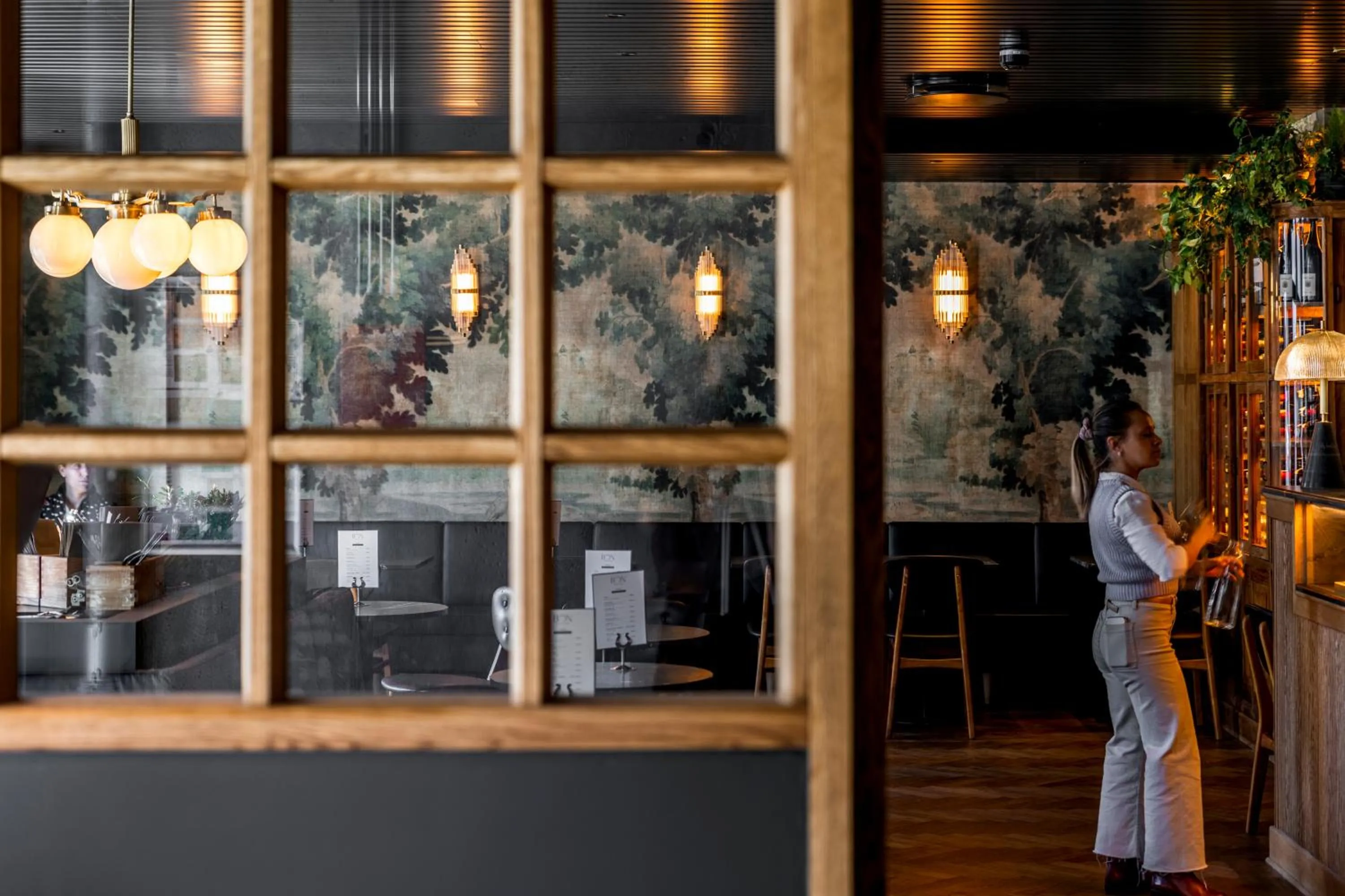 Restaurant/places to eat in Hotel Von