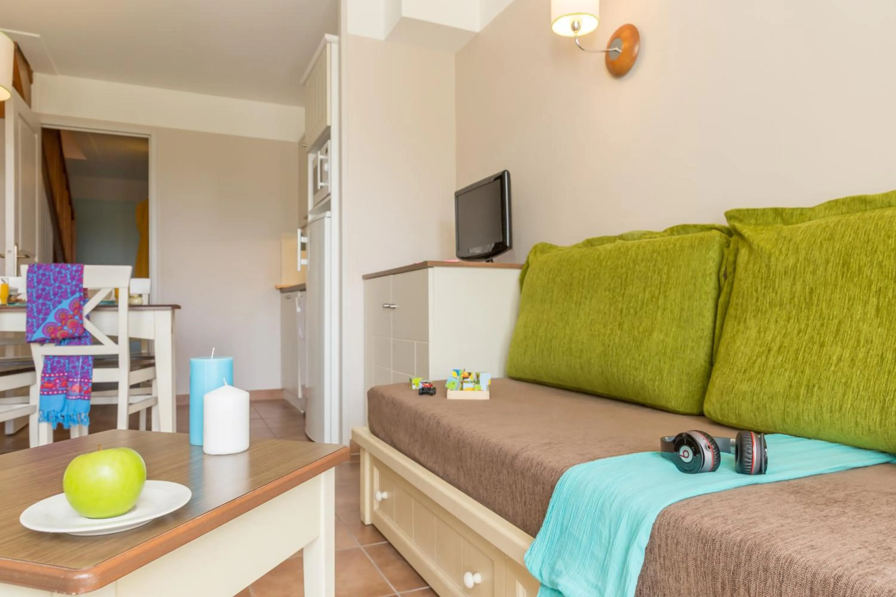 Communal lounge/ TV room in Village Pierre & Vacances Normandy Garden